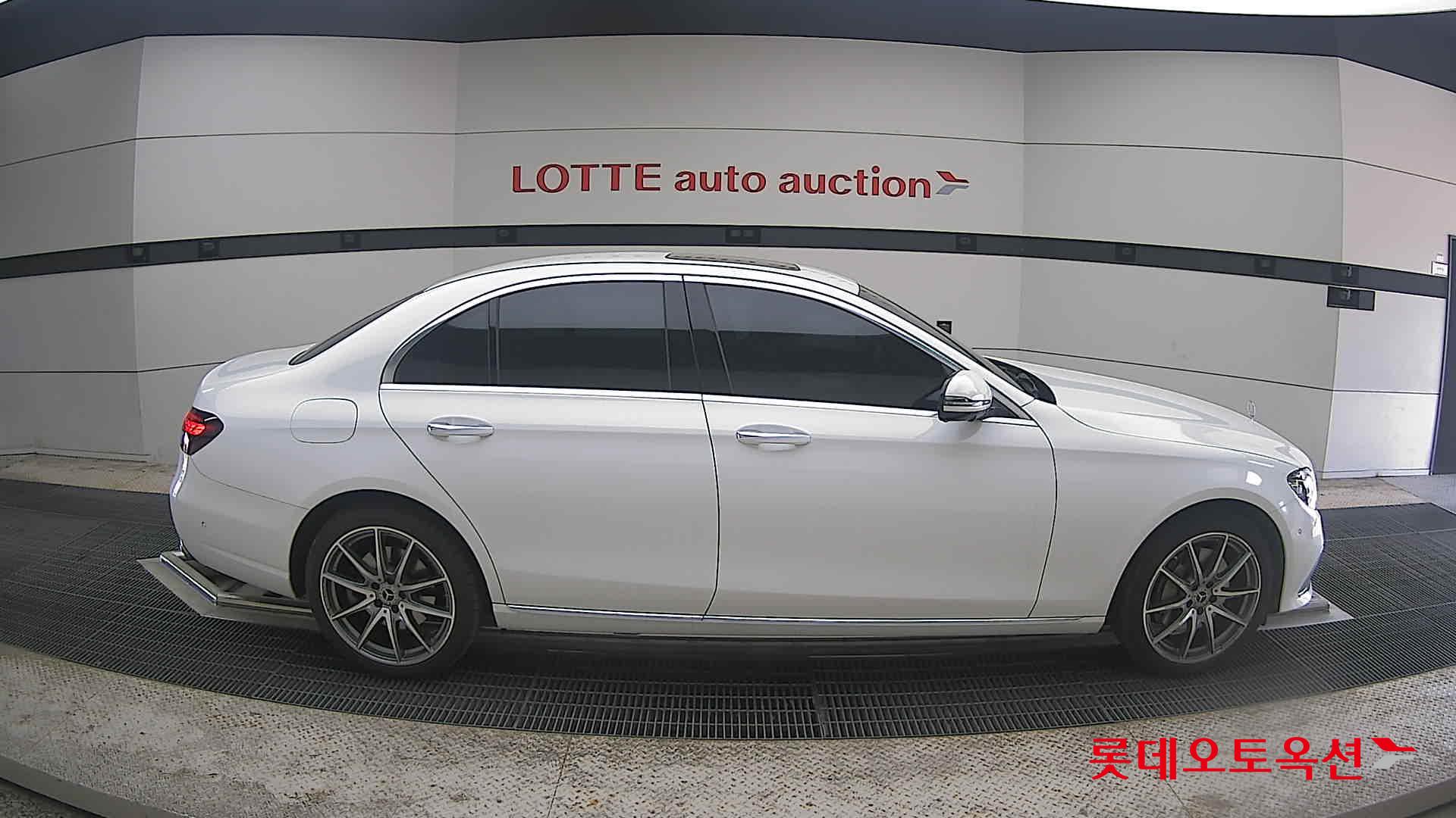 Mercedes-Benz Other - 21