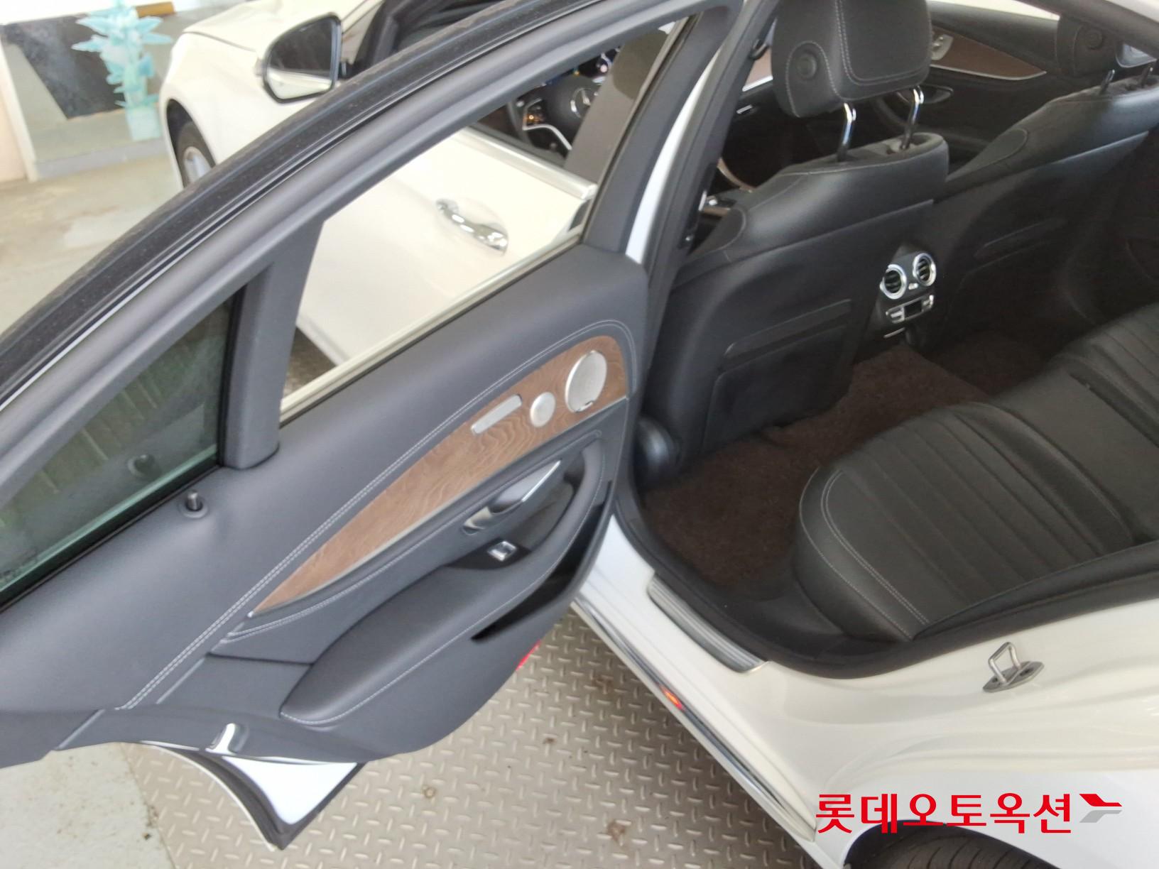 Mercedes-Benz Other - 38