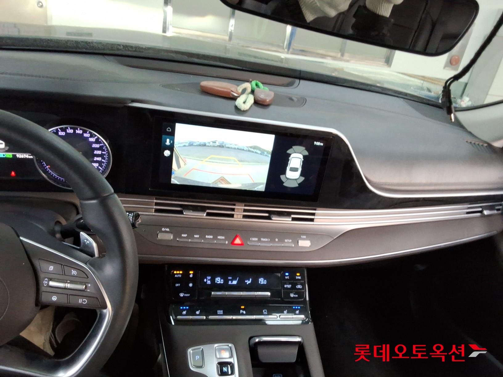 Hyundai Grandeur - 33