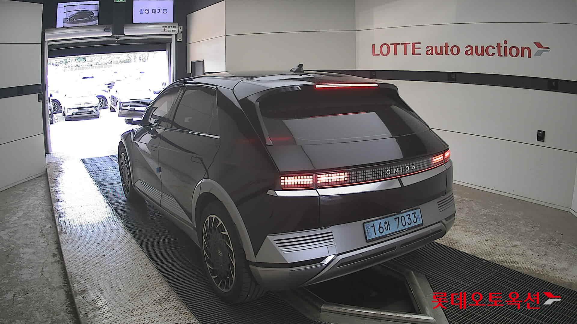 Hyundai Ioniq 5 - 16