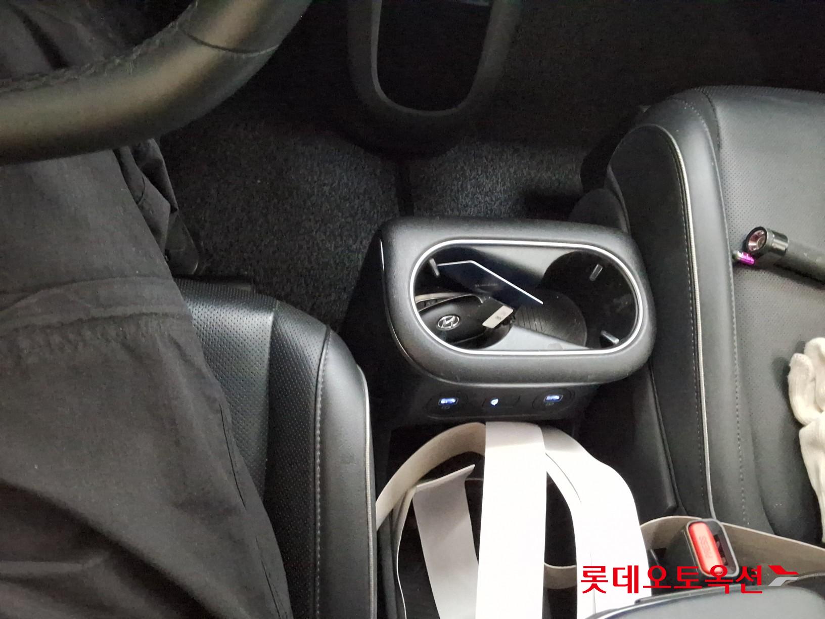 Hyundai Ioniq 5 - 32