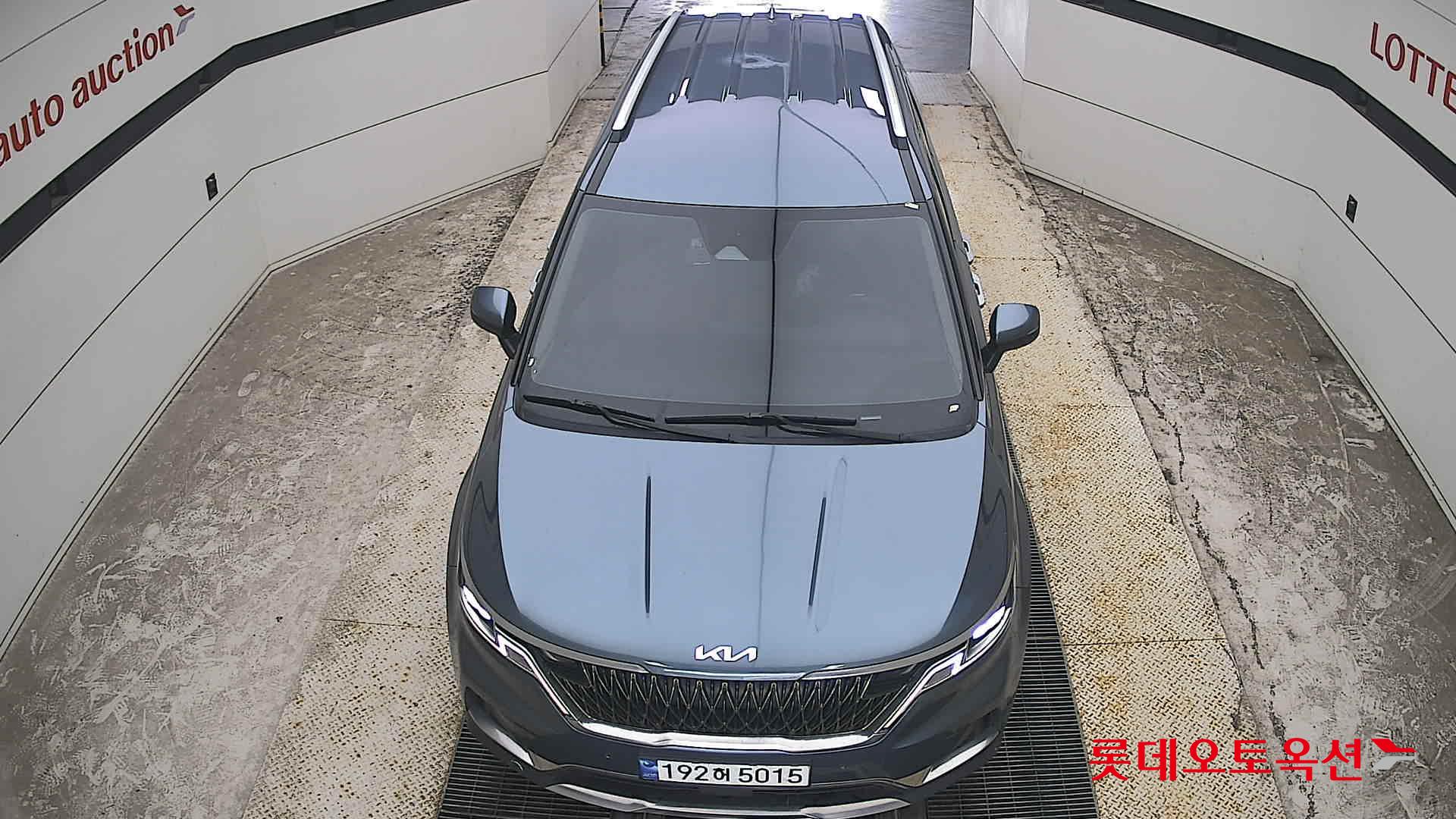 2023 - kia carnival