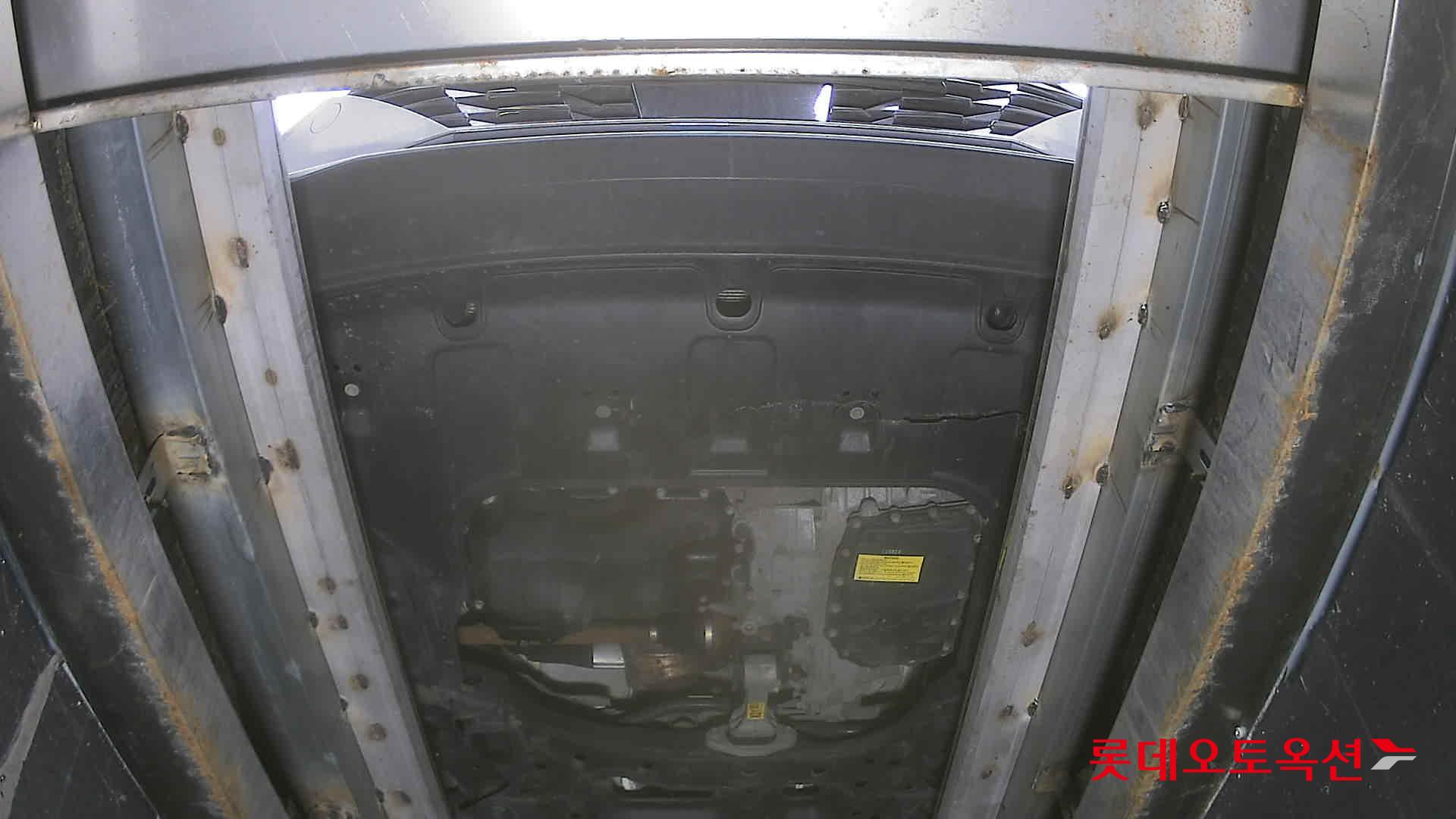 Hyundai Elantra - 8