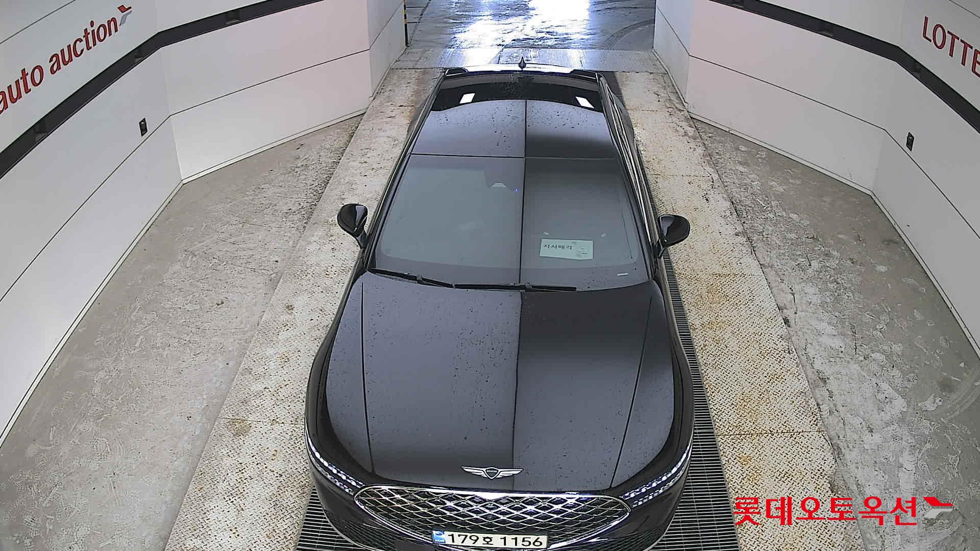 Genesis G90 - 7