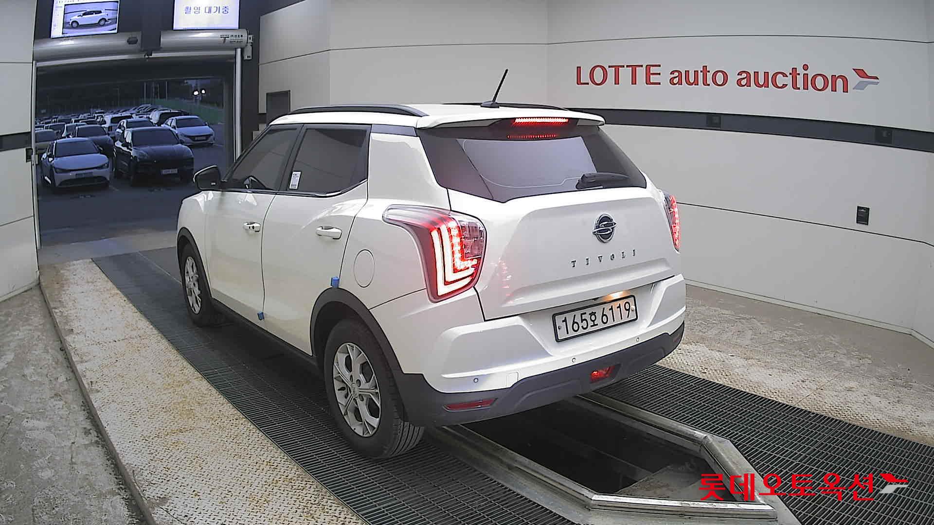 KG Mobility Tivoli - 4