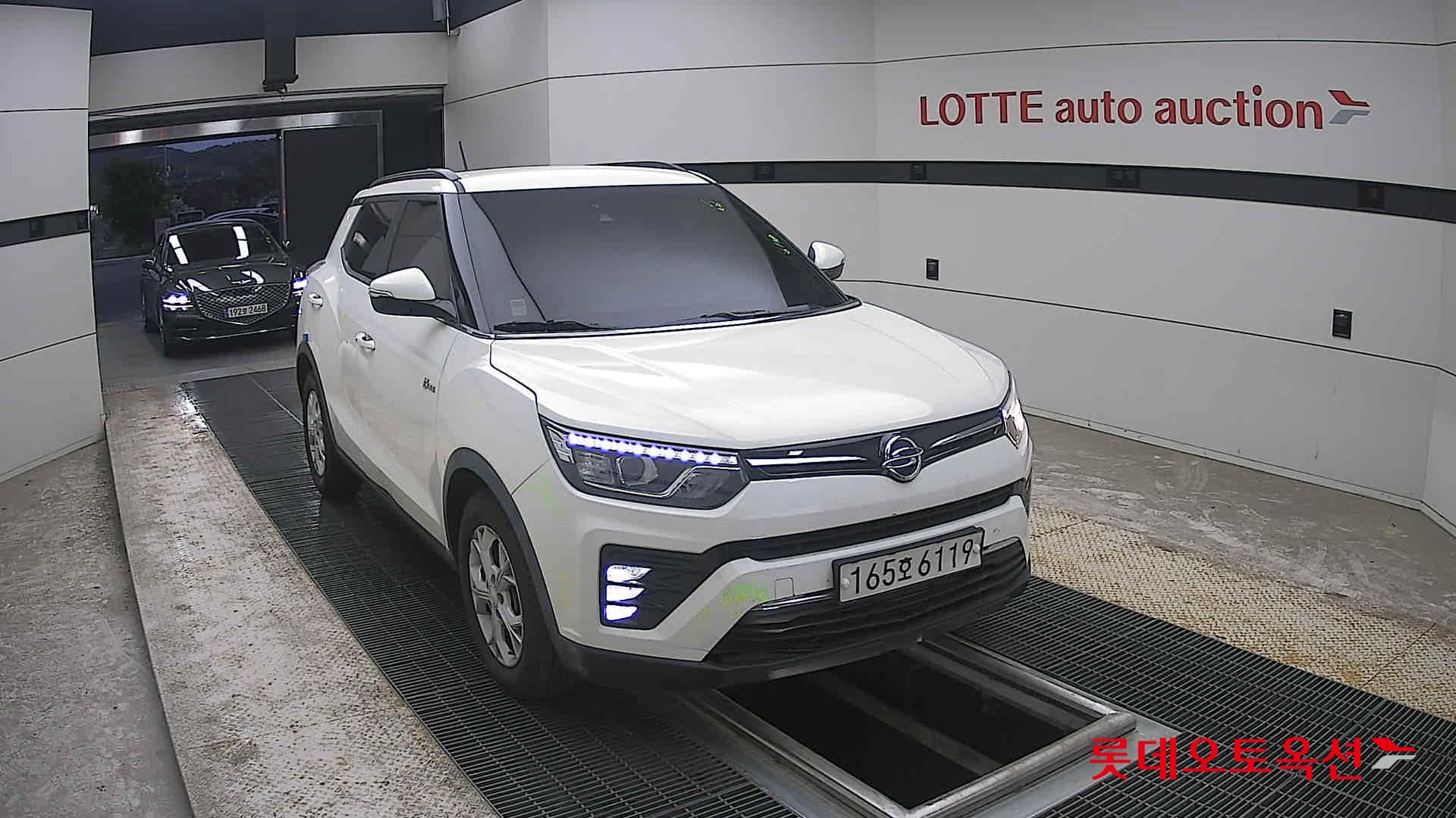 KG Mobility Tivoli - 24