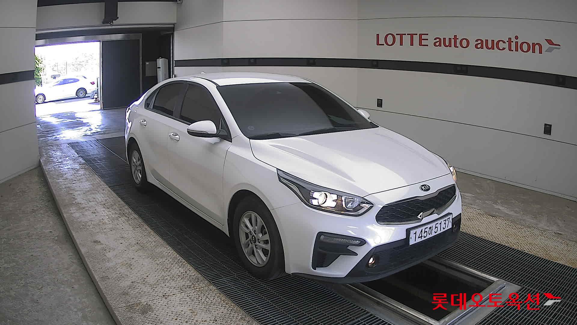 Kia K3 - 6