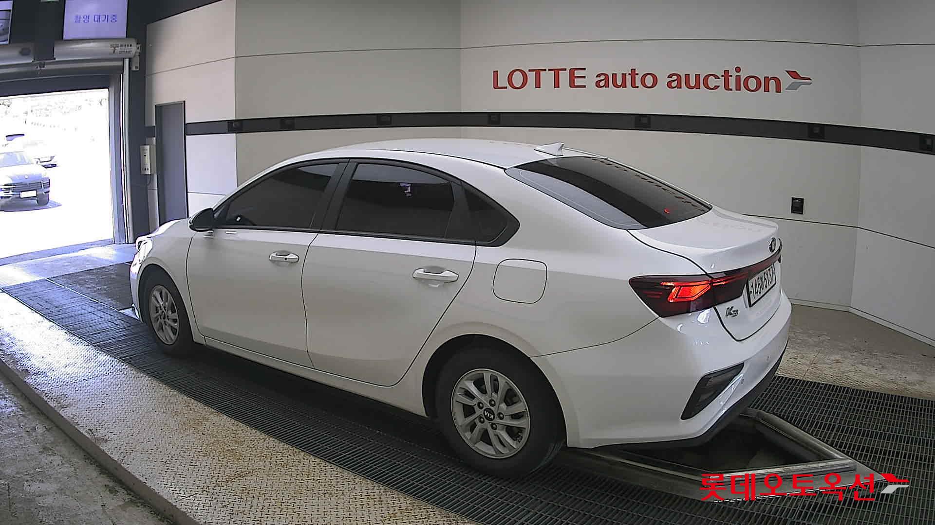 Kia K3 - 15