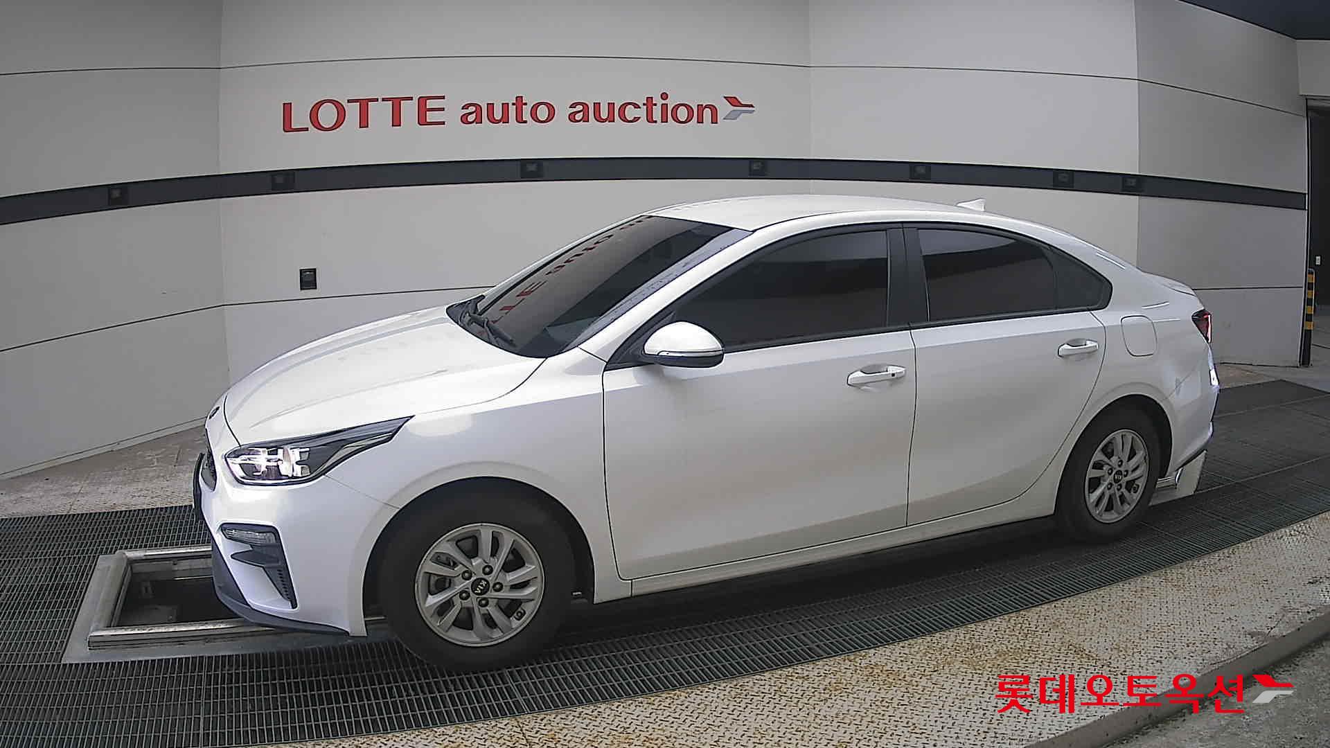 Kia K3 - 12