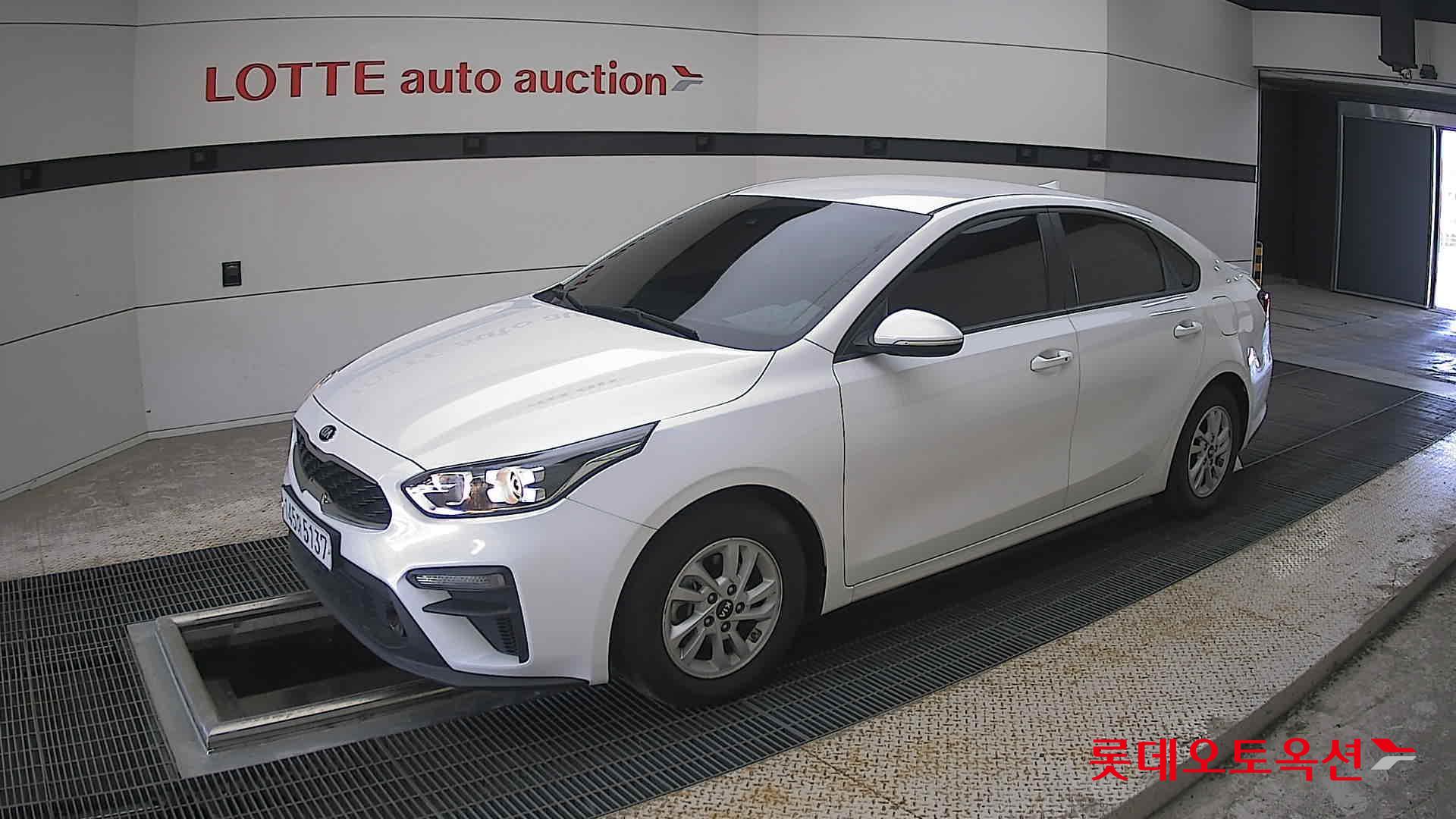 Kia K3 - 11