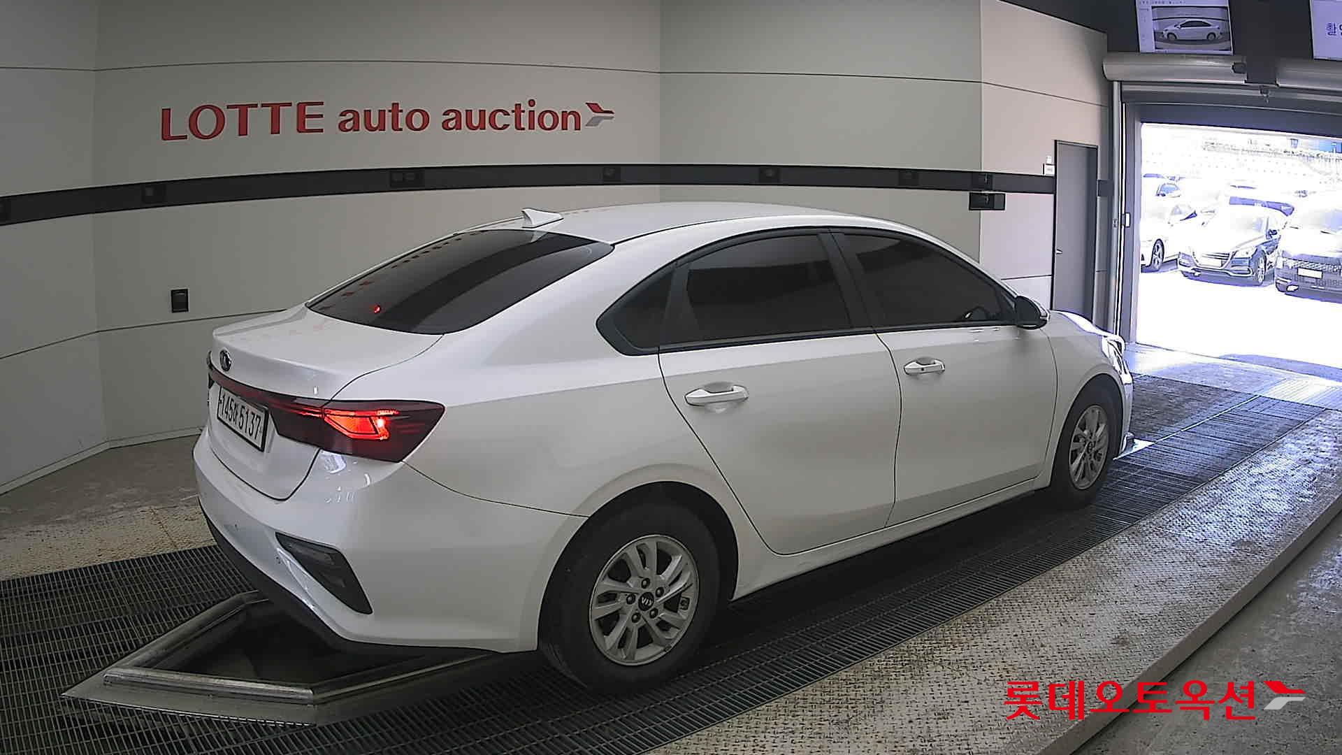 Kia K3 - 19