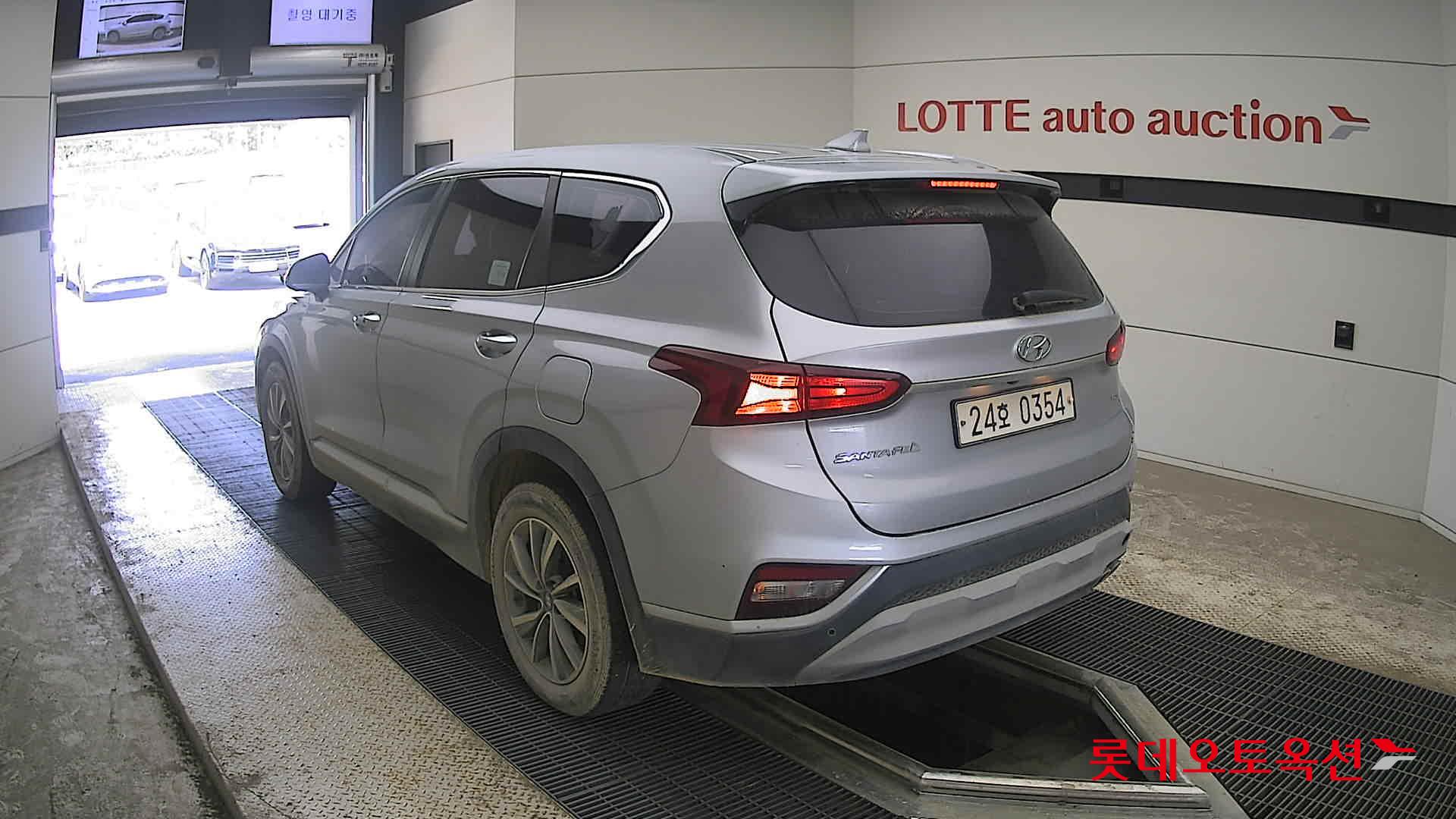 Hyundai Santa Fe - 4