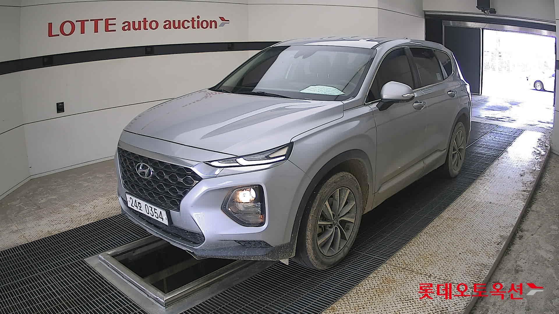 Hyundai Santa Fe - 3