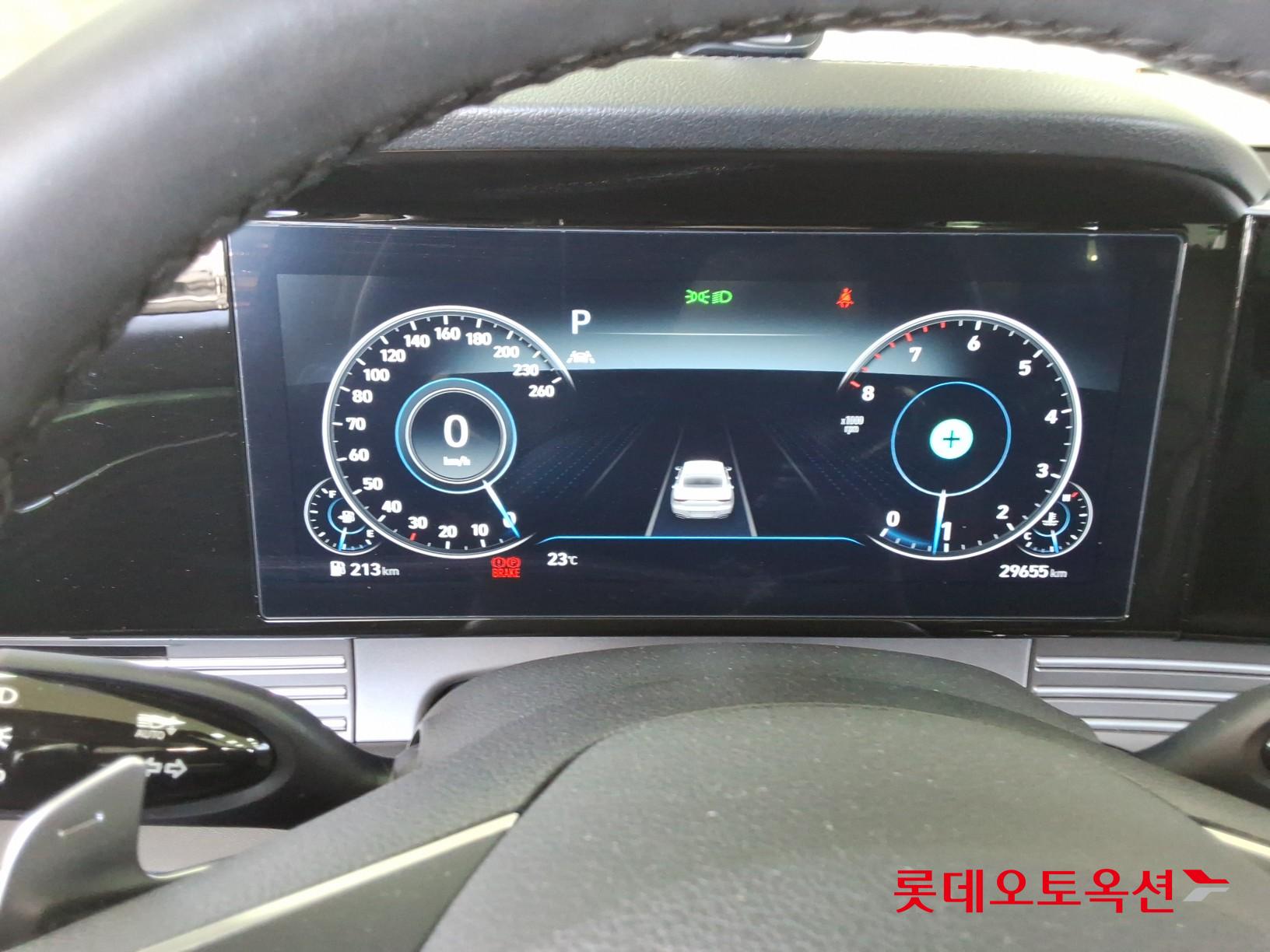 Hyundai Grandeur - 30