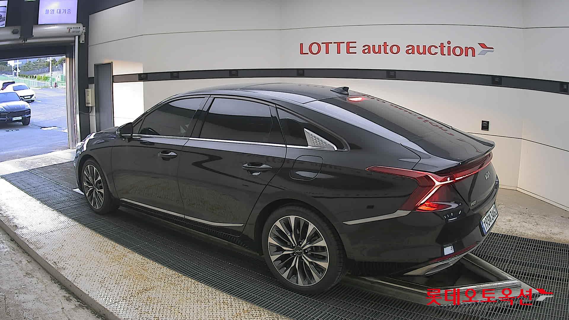 Kia K8 - 15