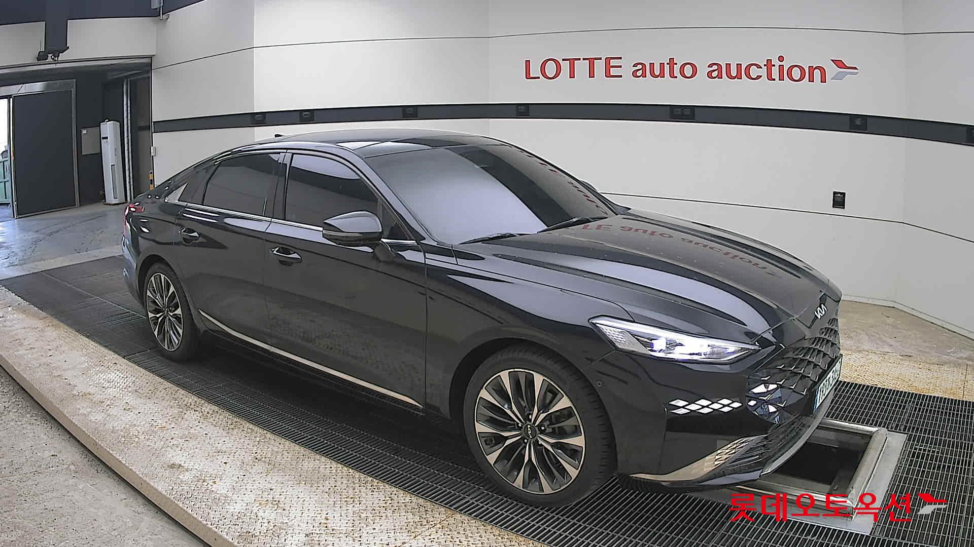 Kia K8 - 23