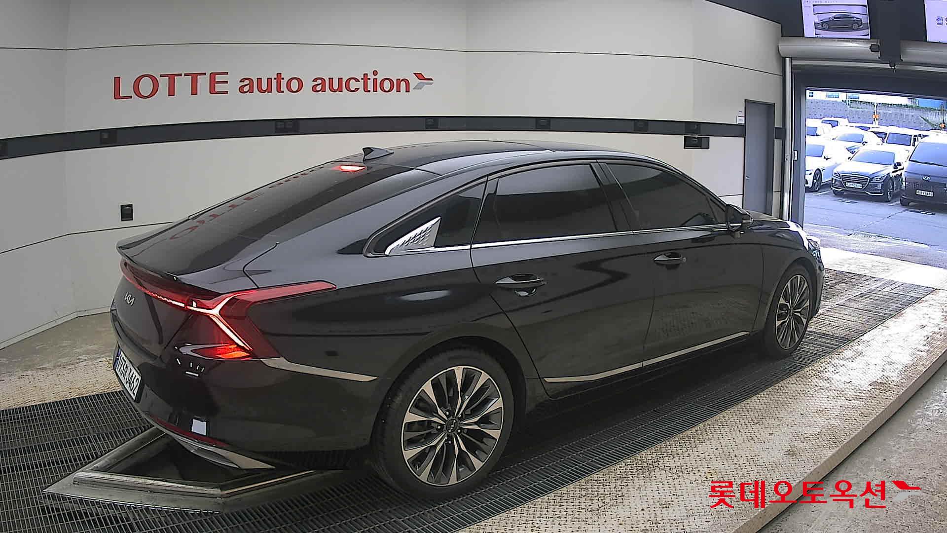 Kia K8 - 19