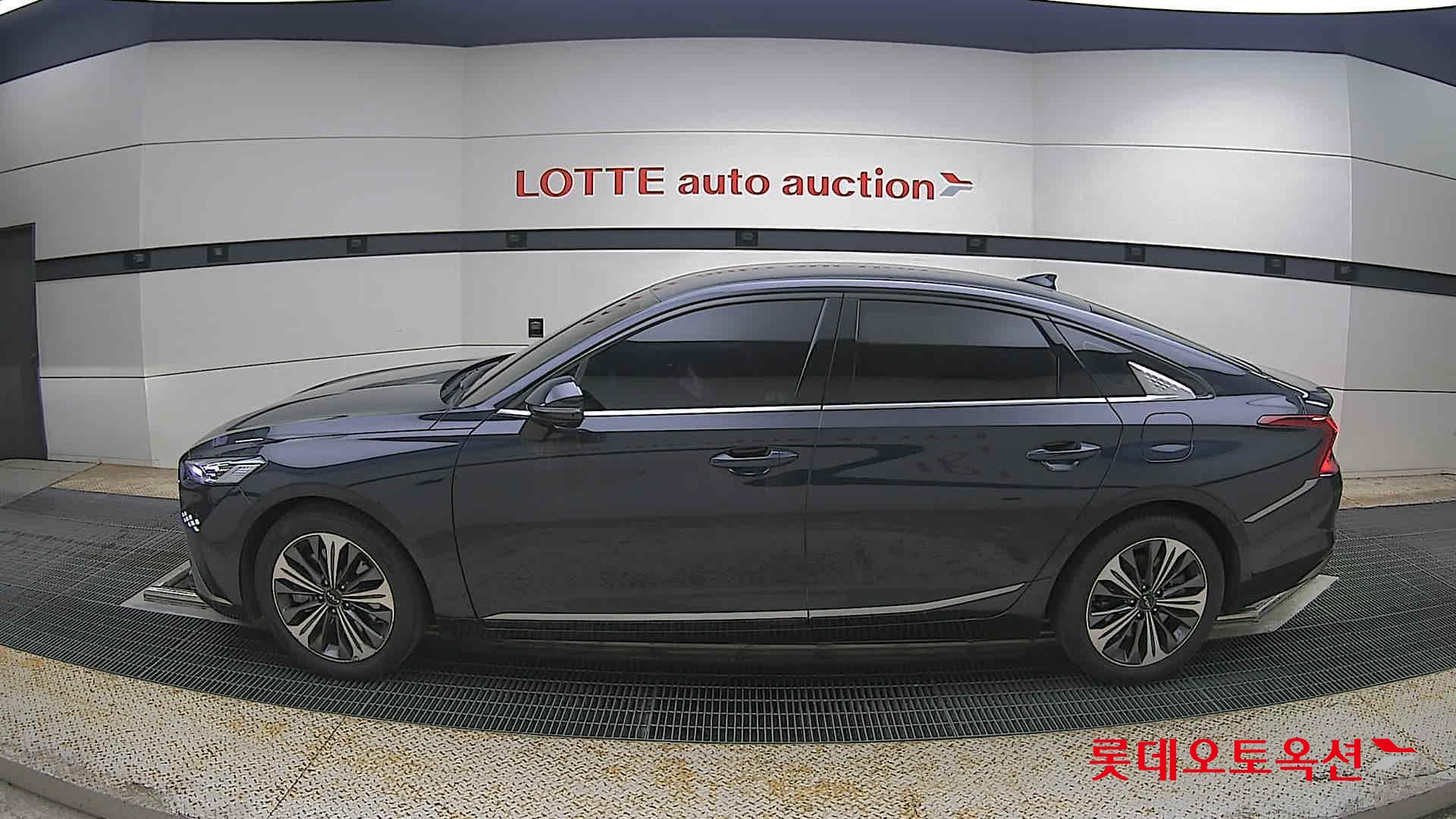 Kia K8 - 13