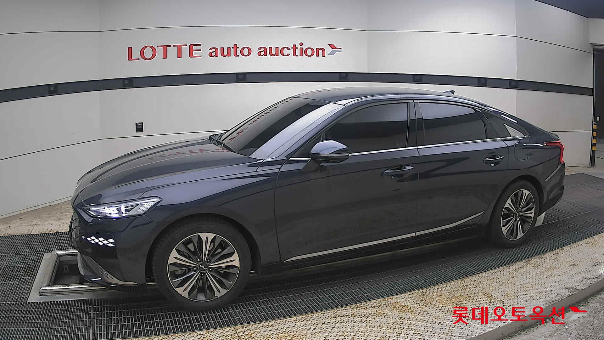 Kia K8 - 12