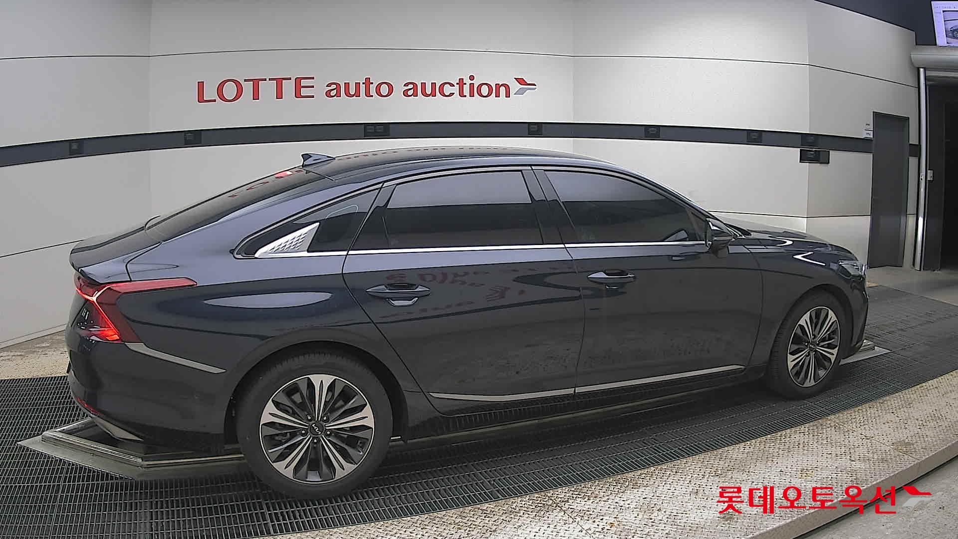 Kia K8 - 20
