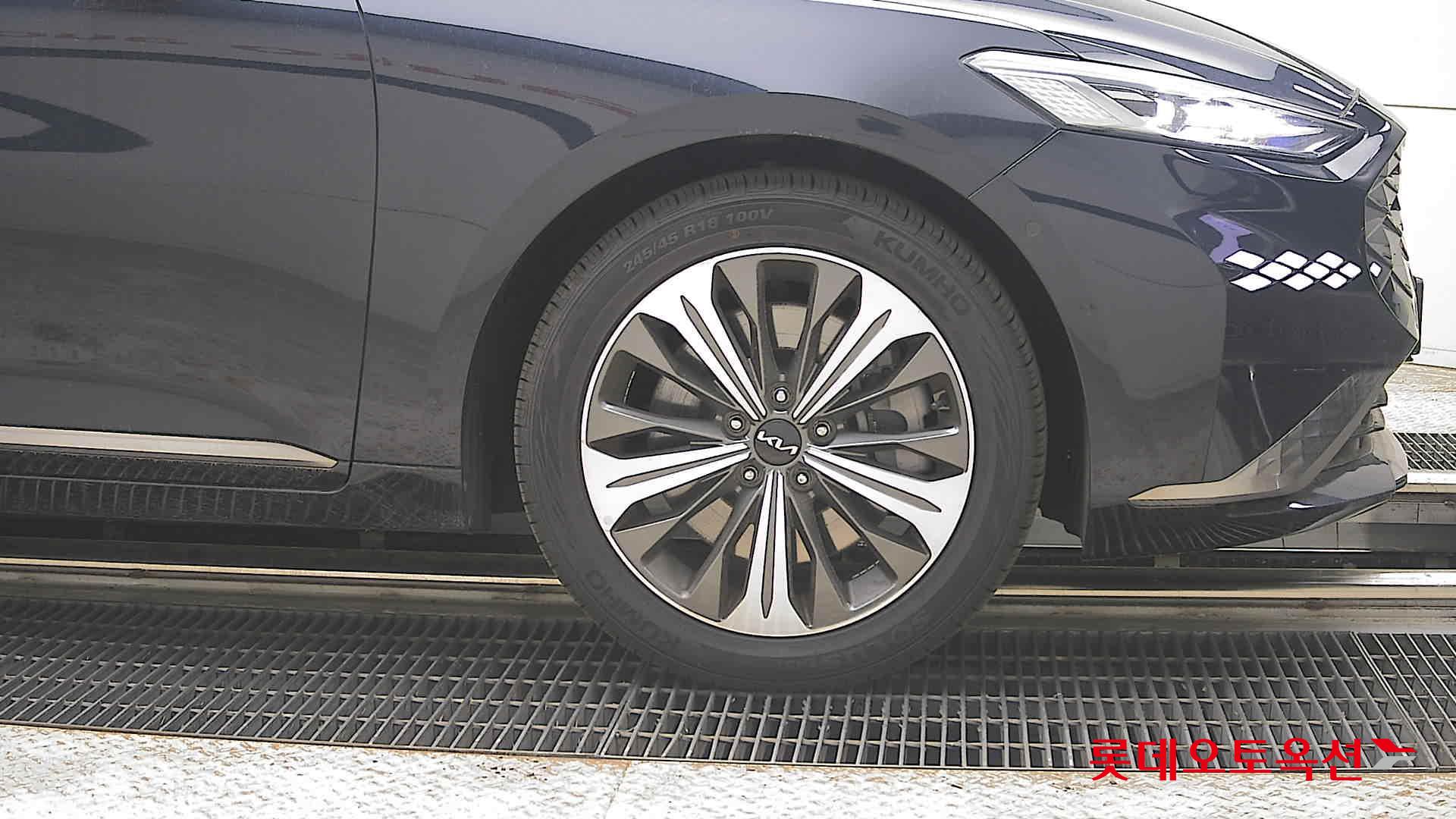 Kia K8 - 27
