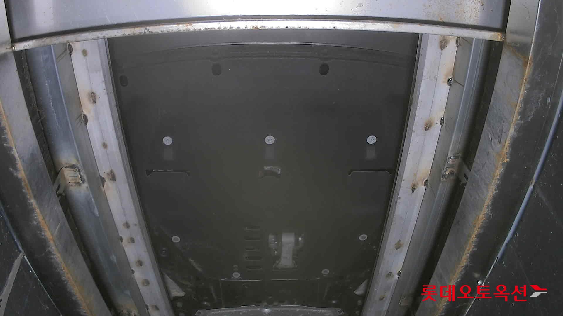 Kia K8 - 8