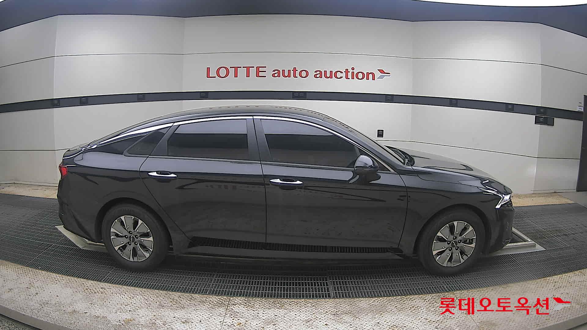 Kia K5 - 21