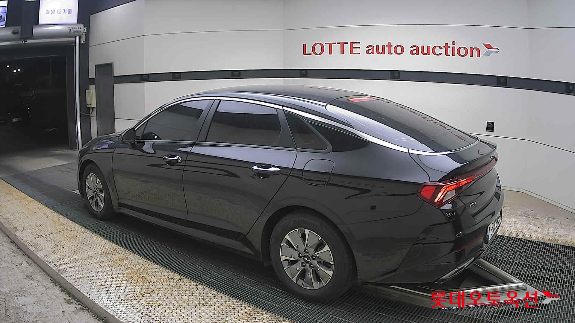 Kia K5 - 15