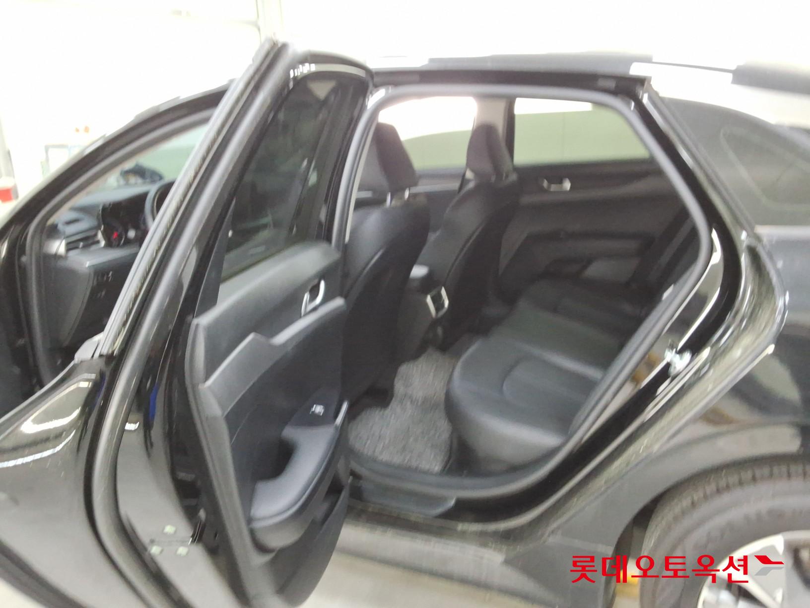 Kia K5 - 37