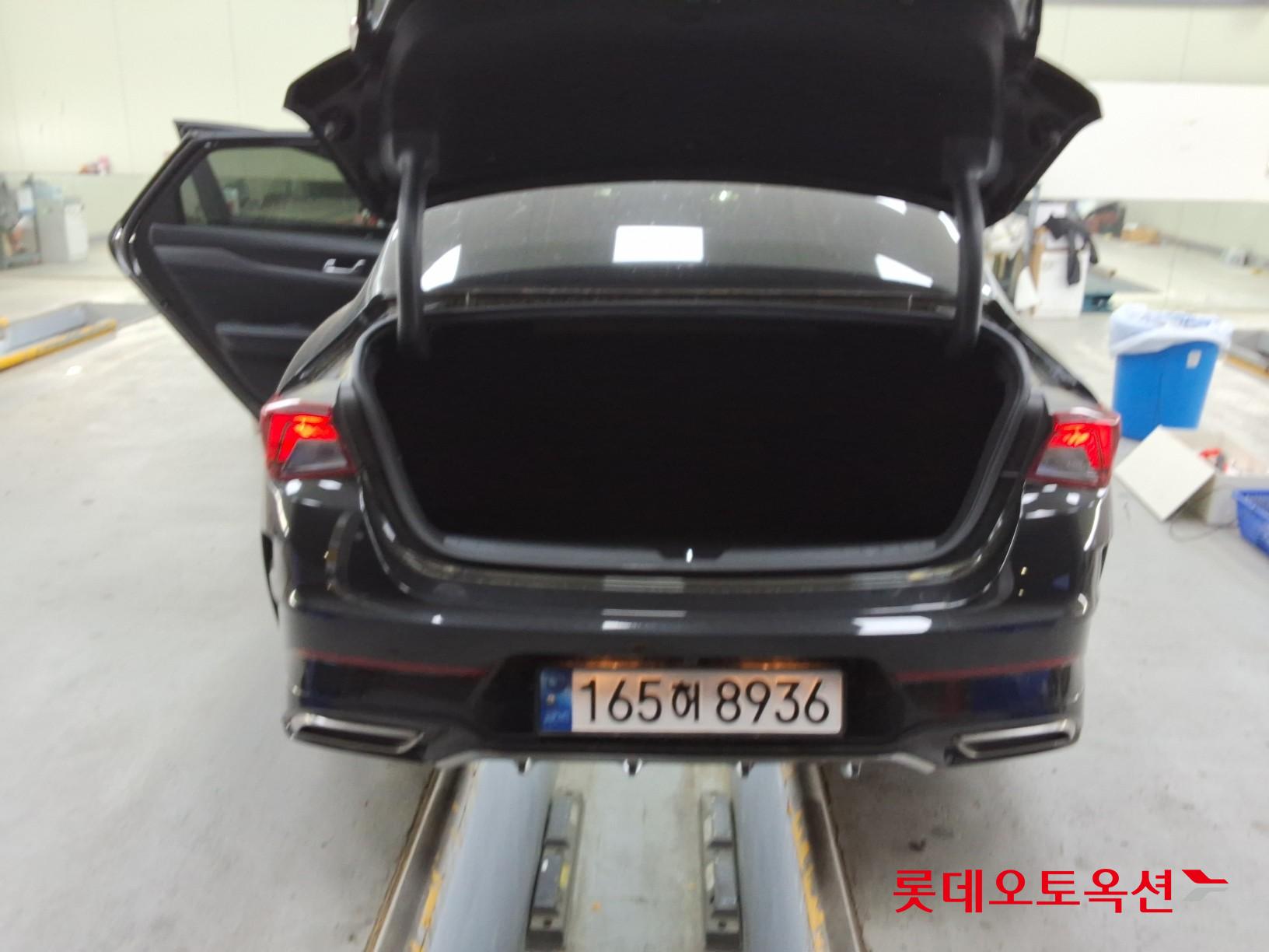 Kia K5 - 9