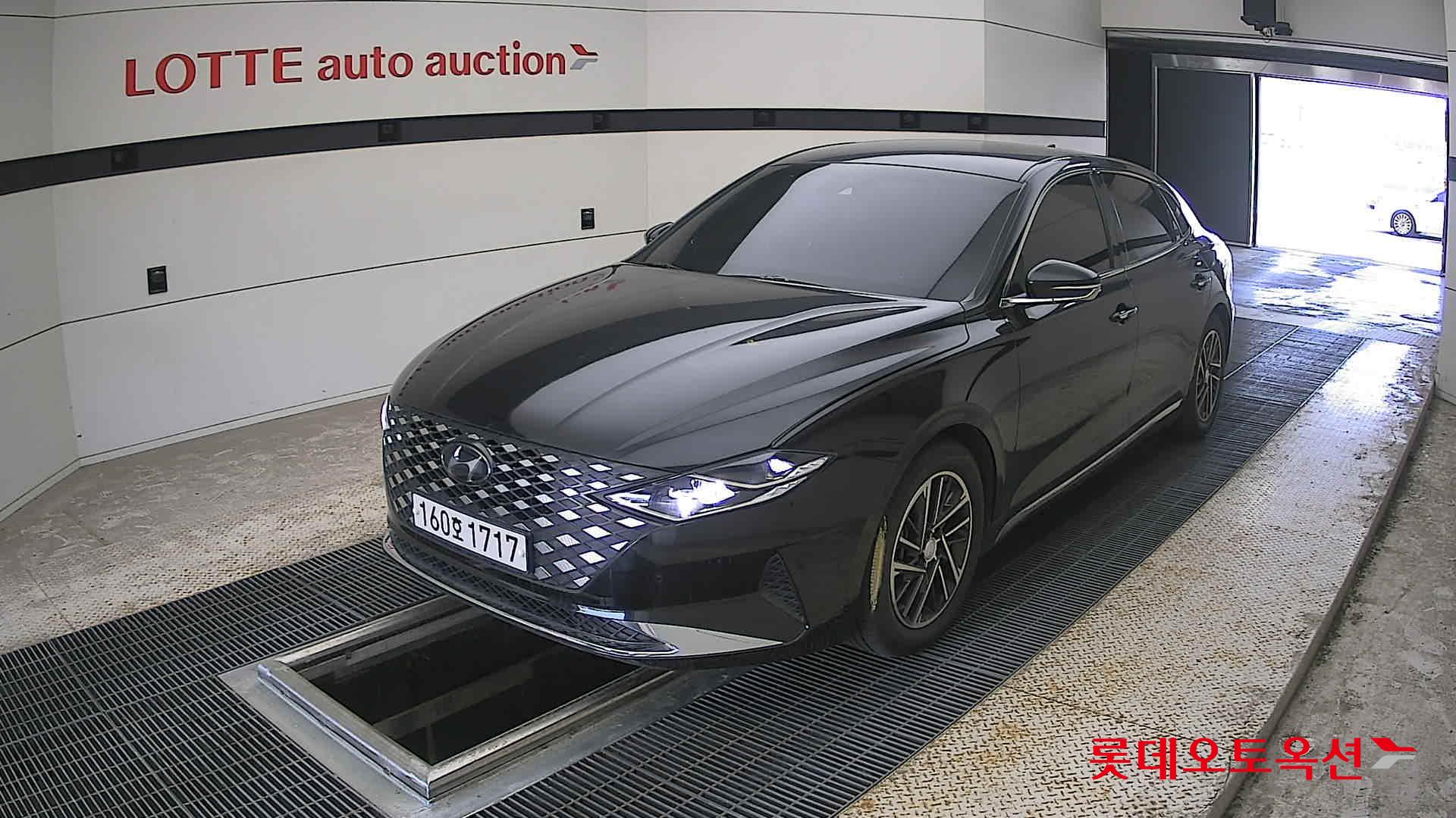 Hyundai Grandeur - 3