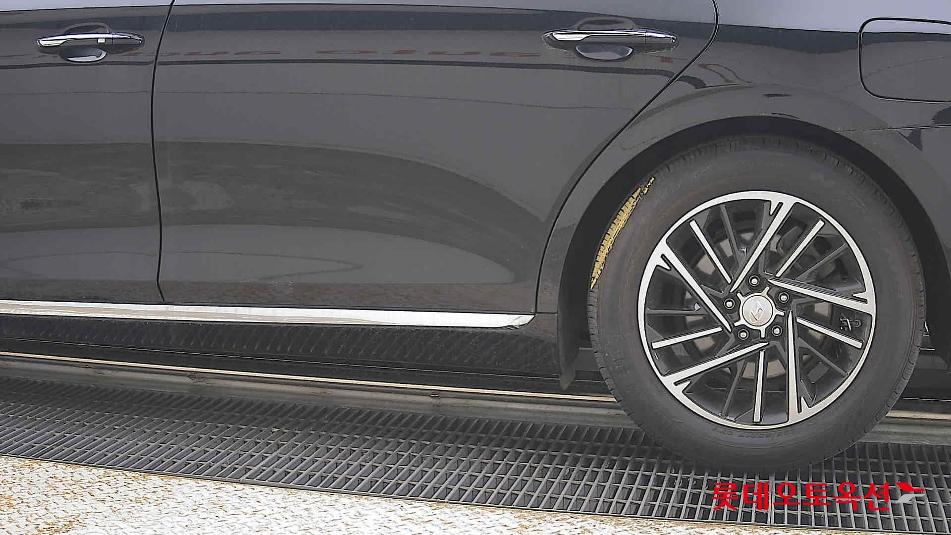 Hyundai Grandeur - 26