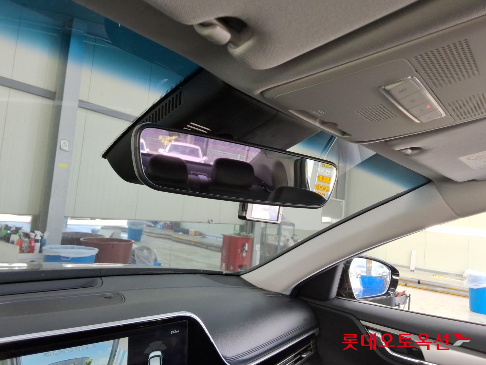 Hyundai Grandeur - 33