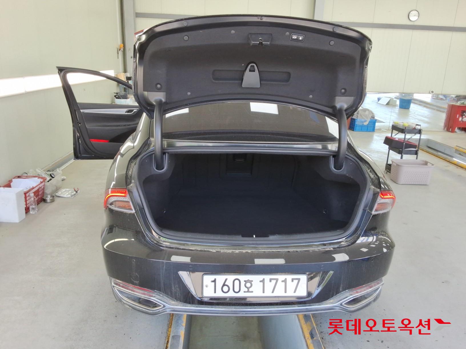 Hyundai Grandeur - 9