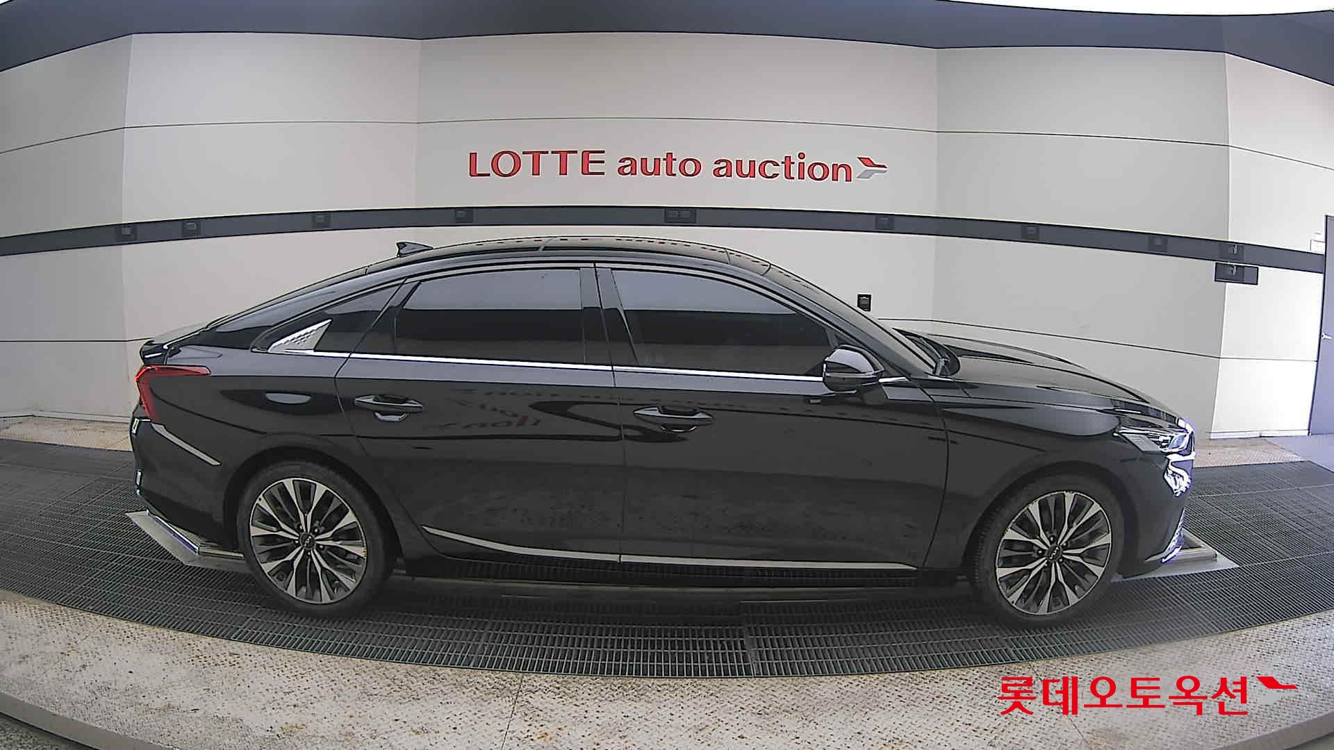 Kia K8 - 21