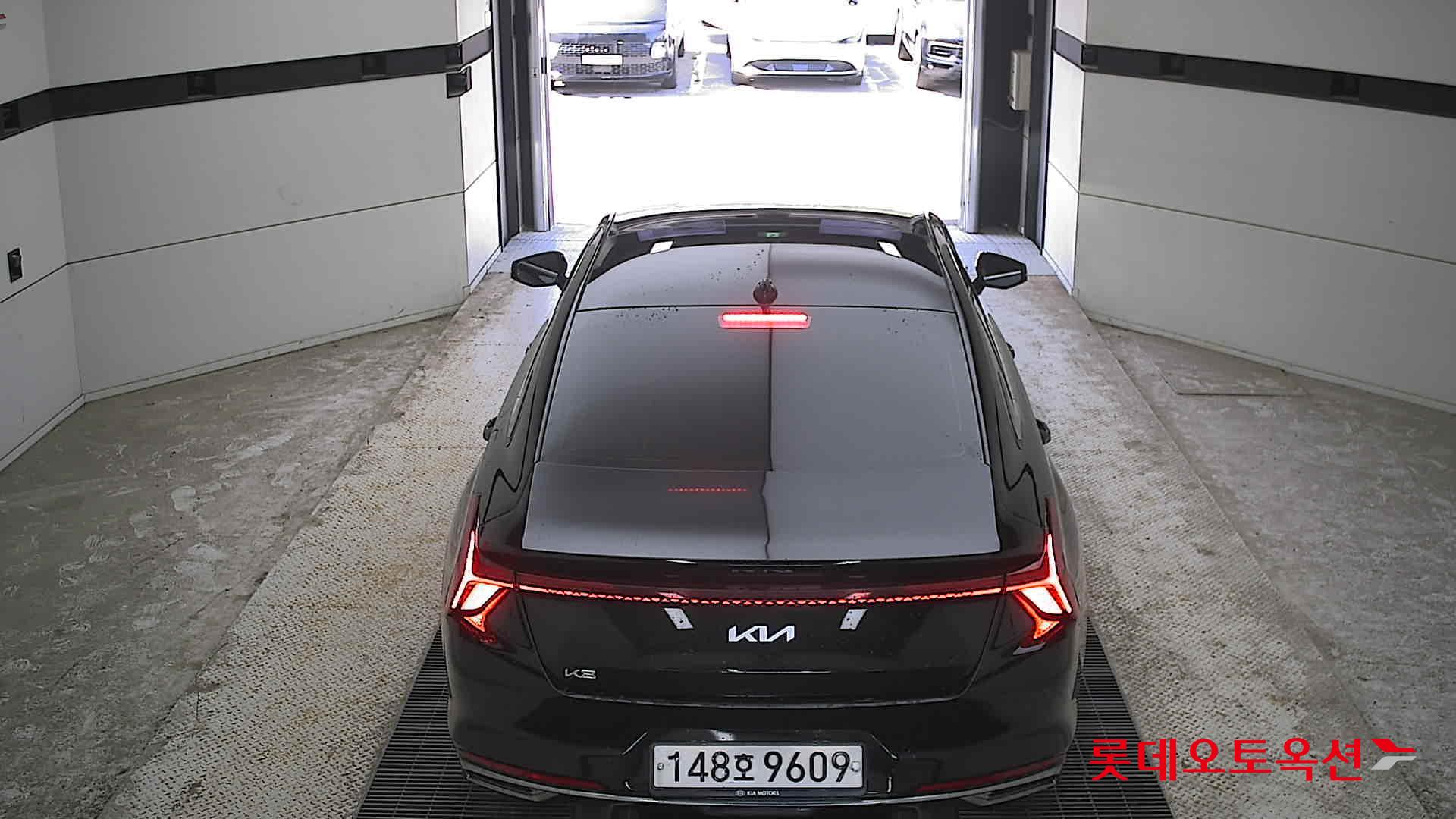 Kia K8 - 17