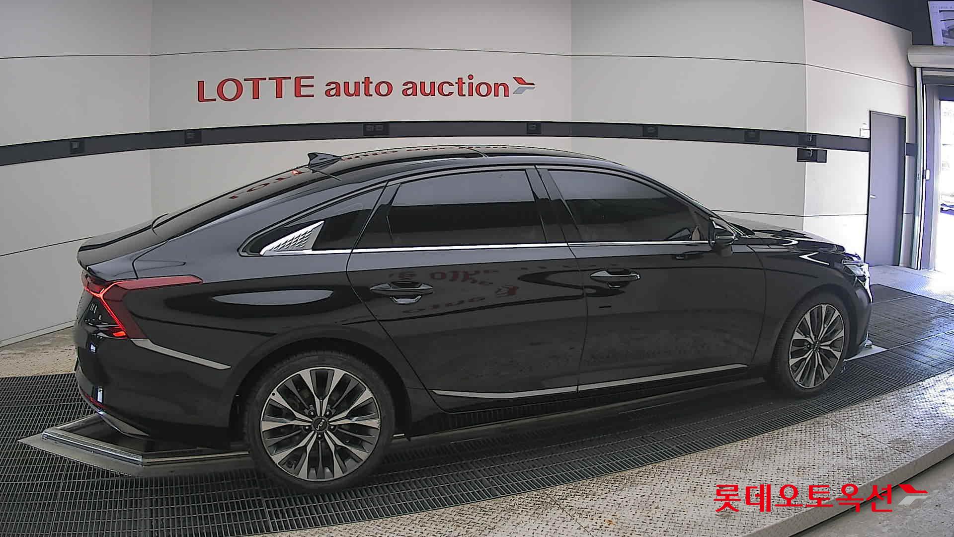 Kia K8 - 20