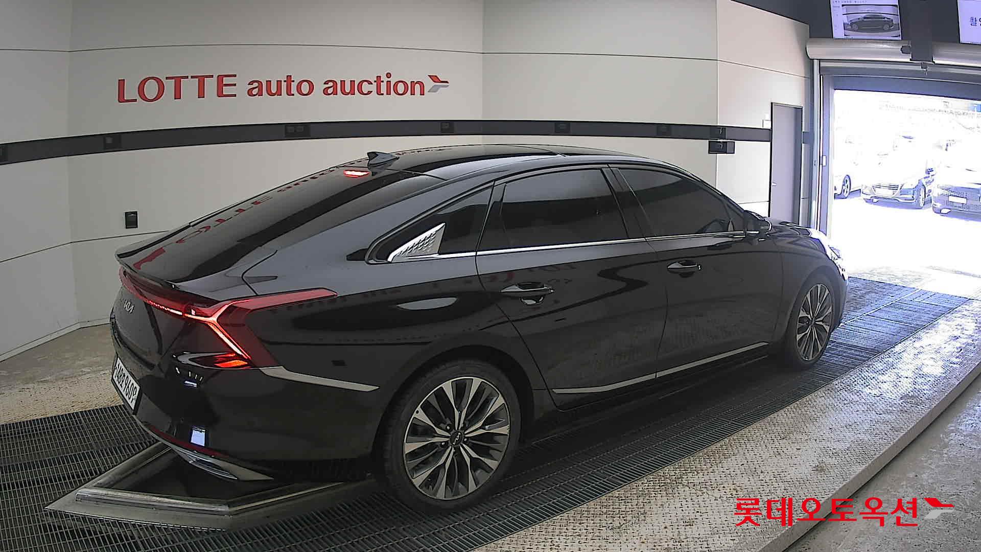 Kia K8 - 19