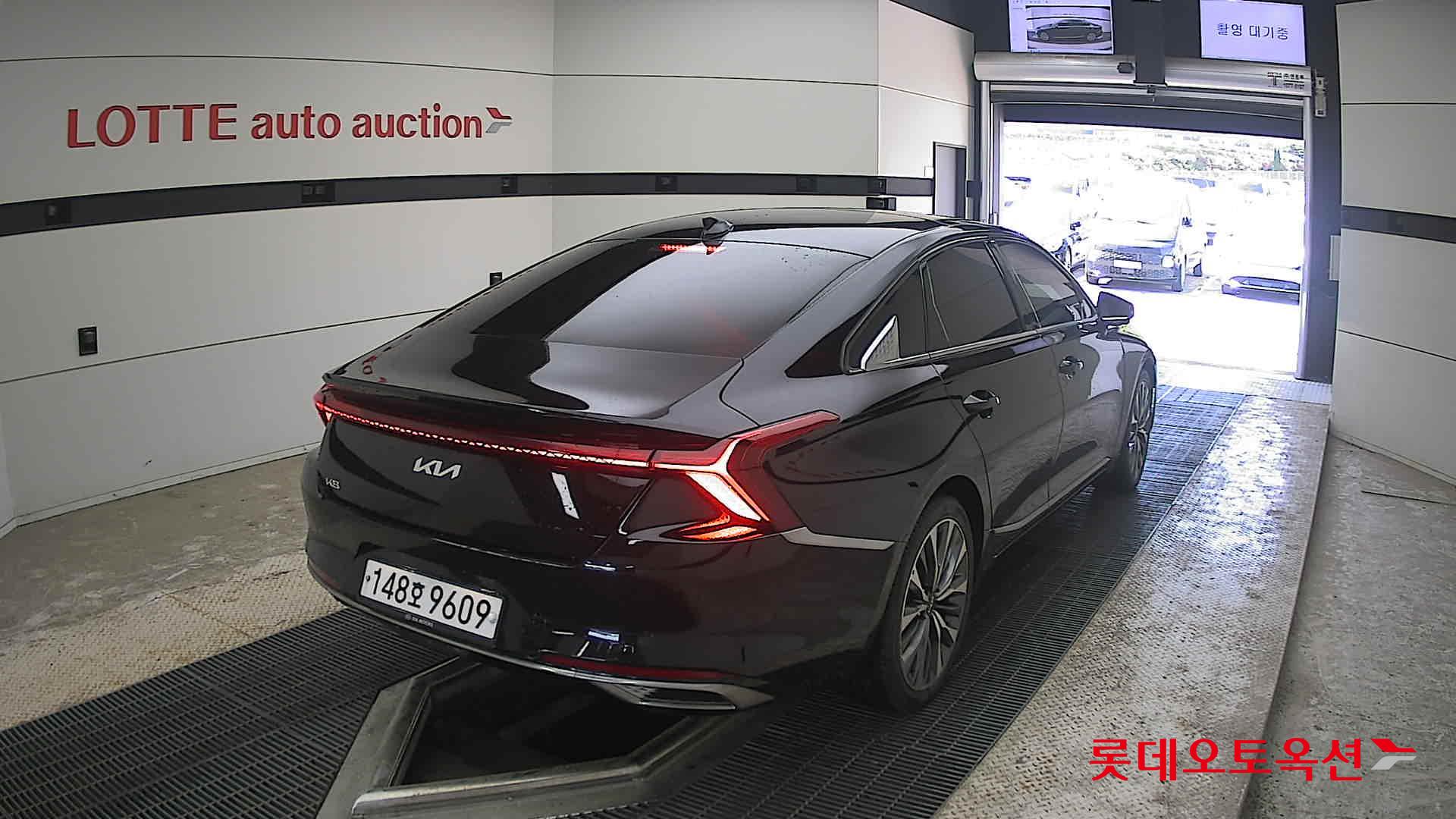 Kia K8 - 18