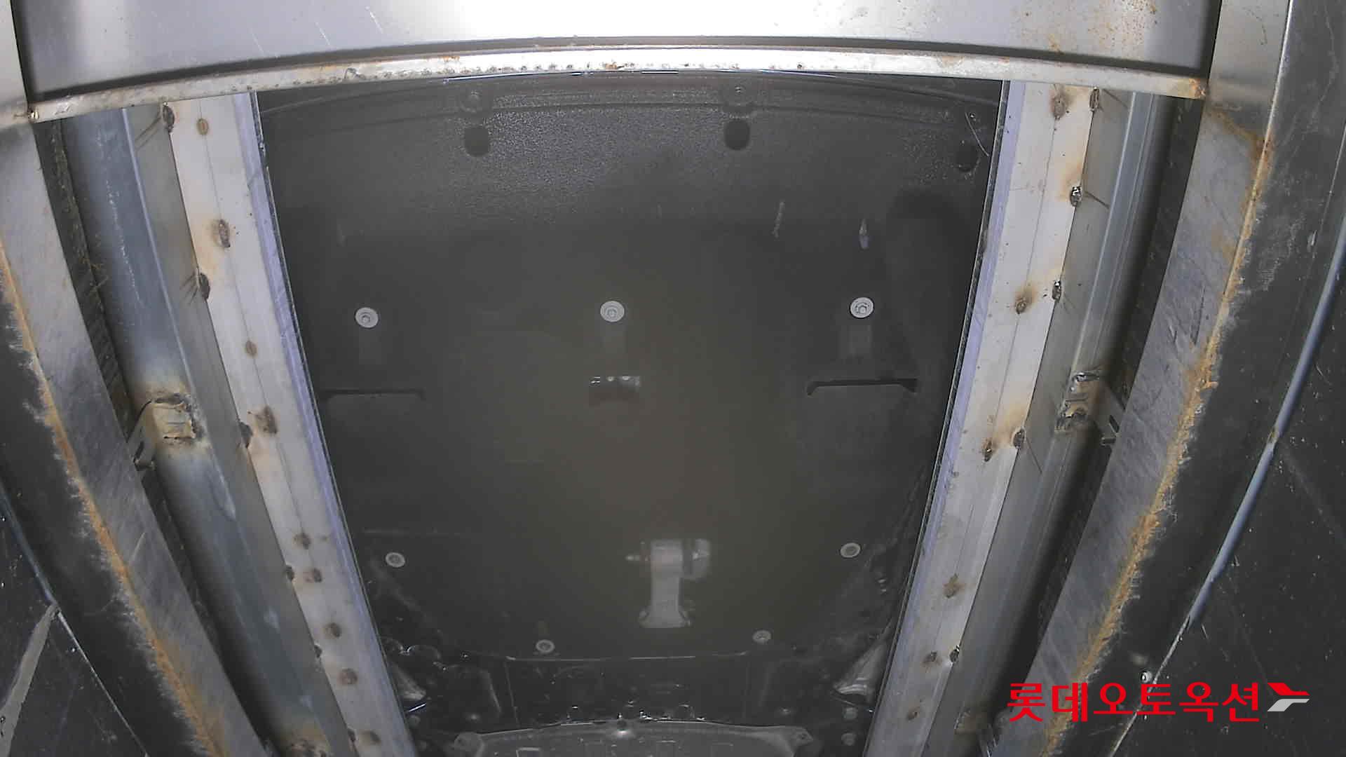 Kia K8 - 8