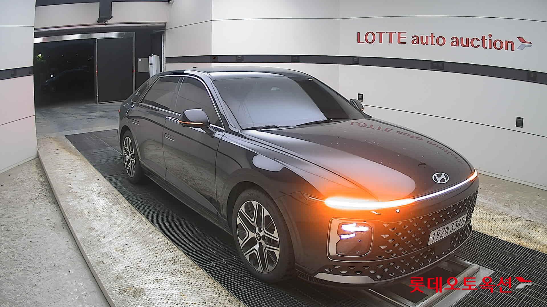 Hyundai Grandeur - 6