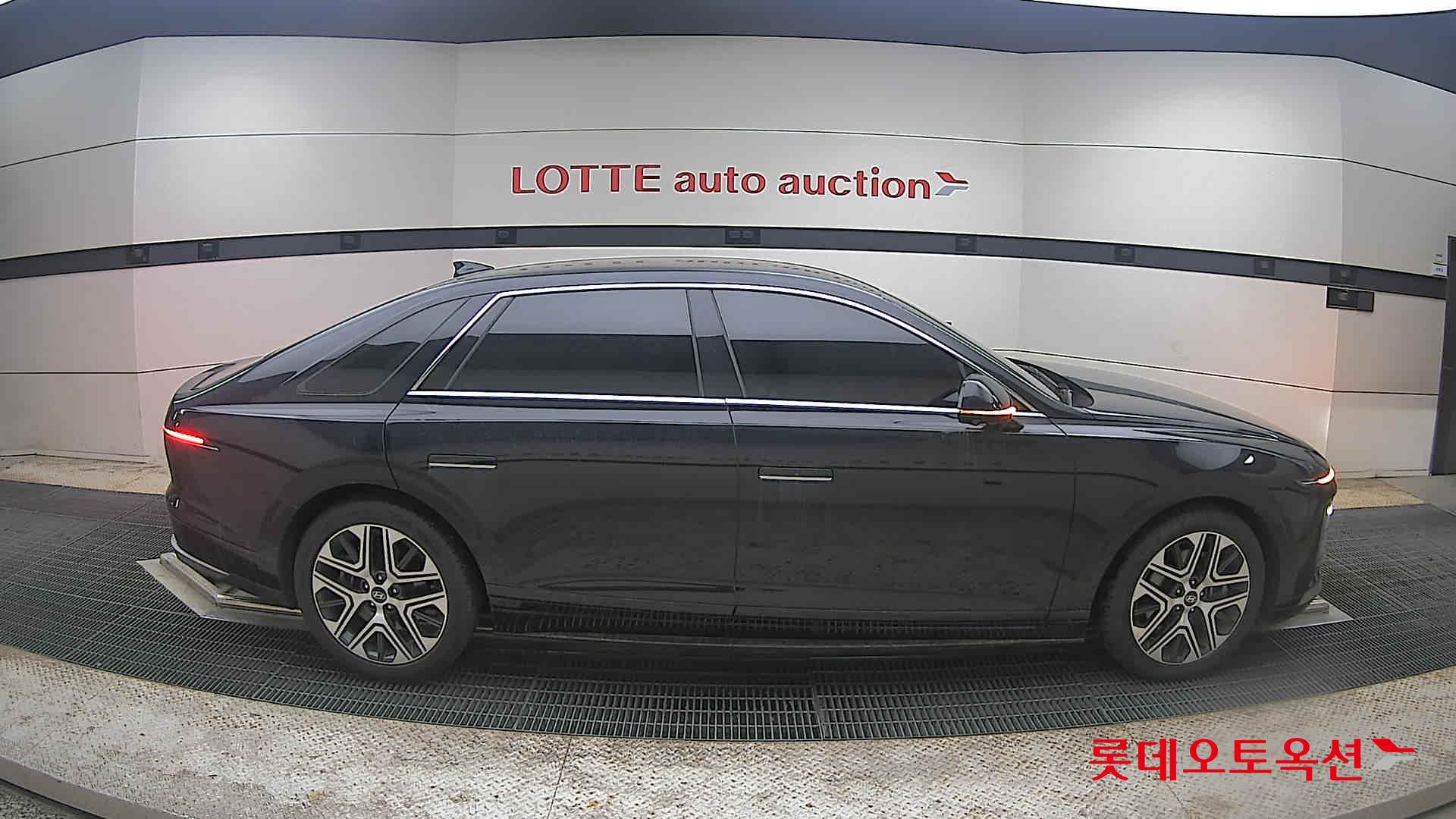 Hyundai Grandeur - 21