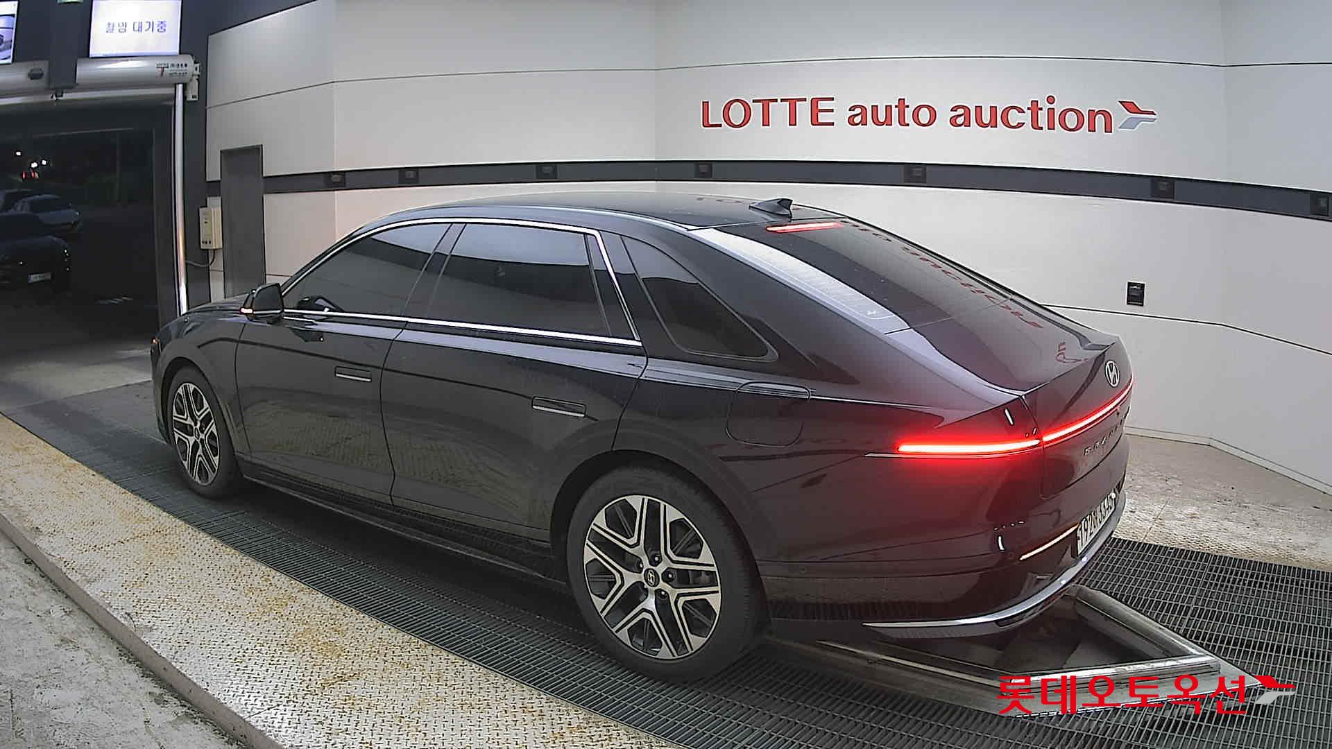 Hyundai Grandeur - 15