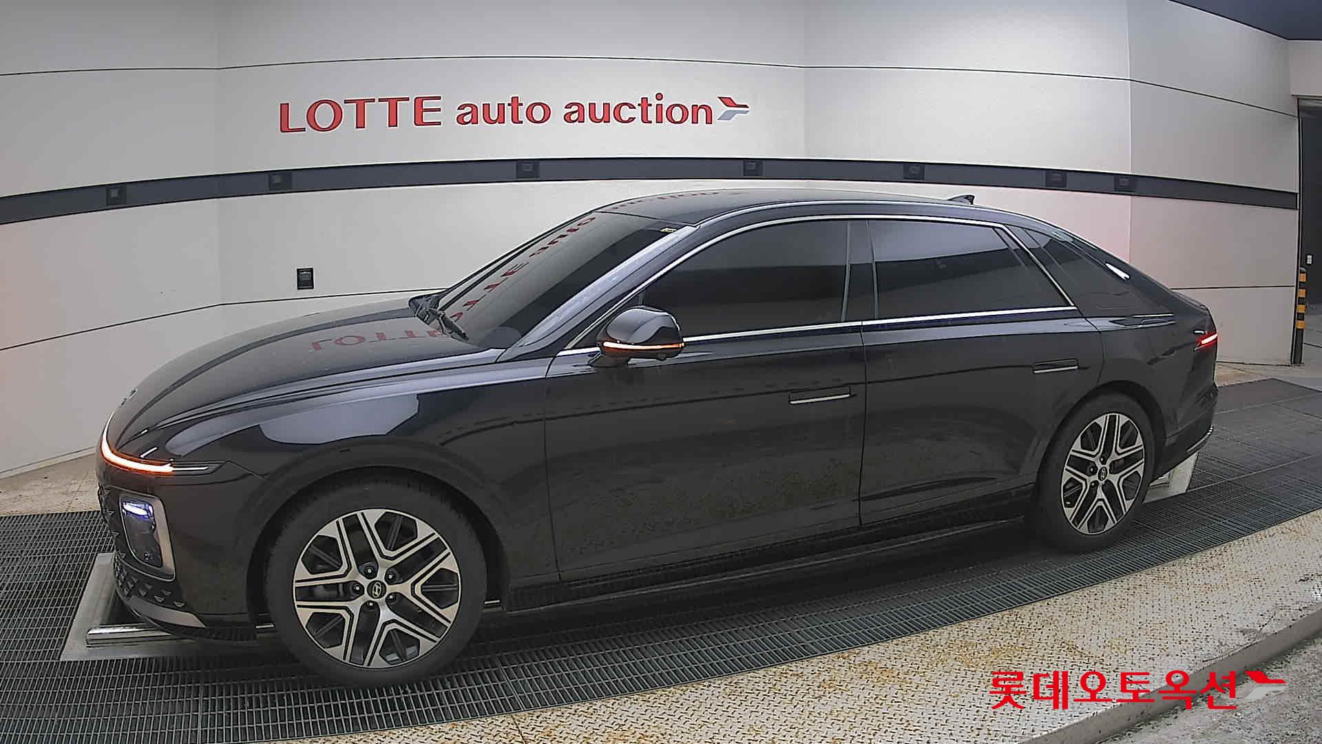 Hyundai Grandeur - 12