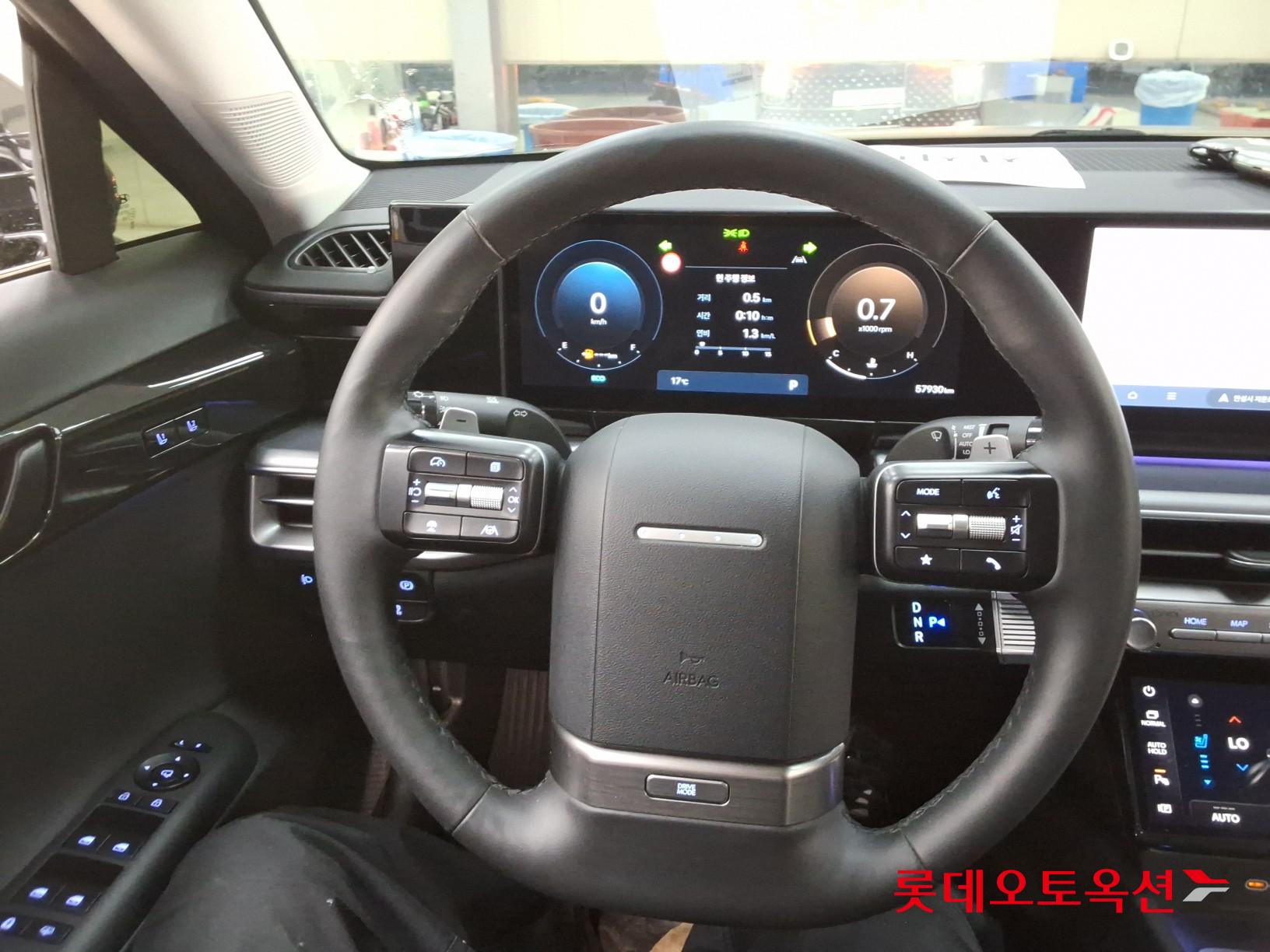 Hyundai Grandeur - 30