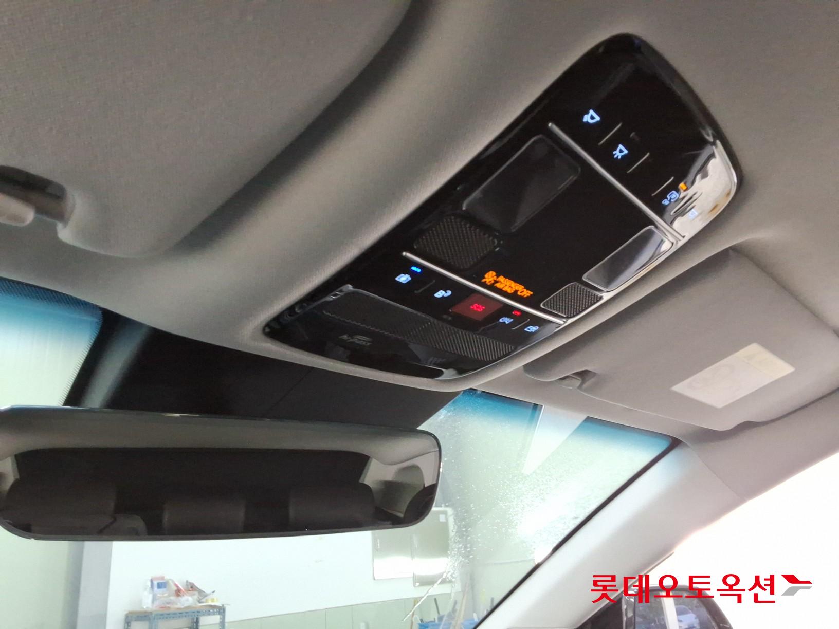 Hyundai Grandeur - 32