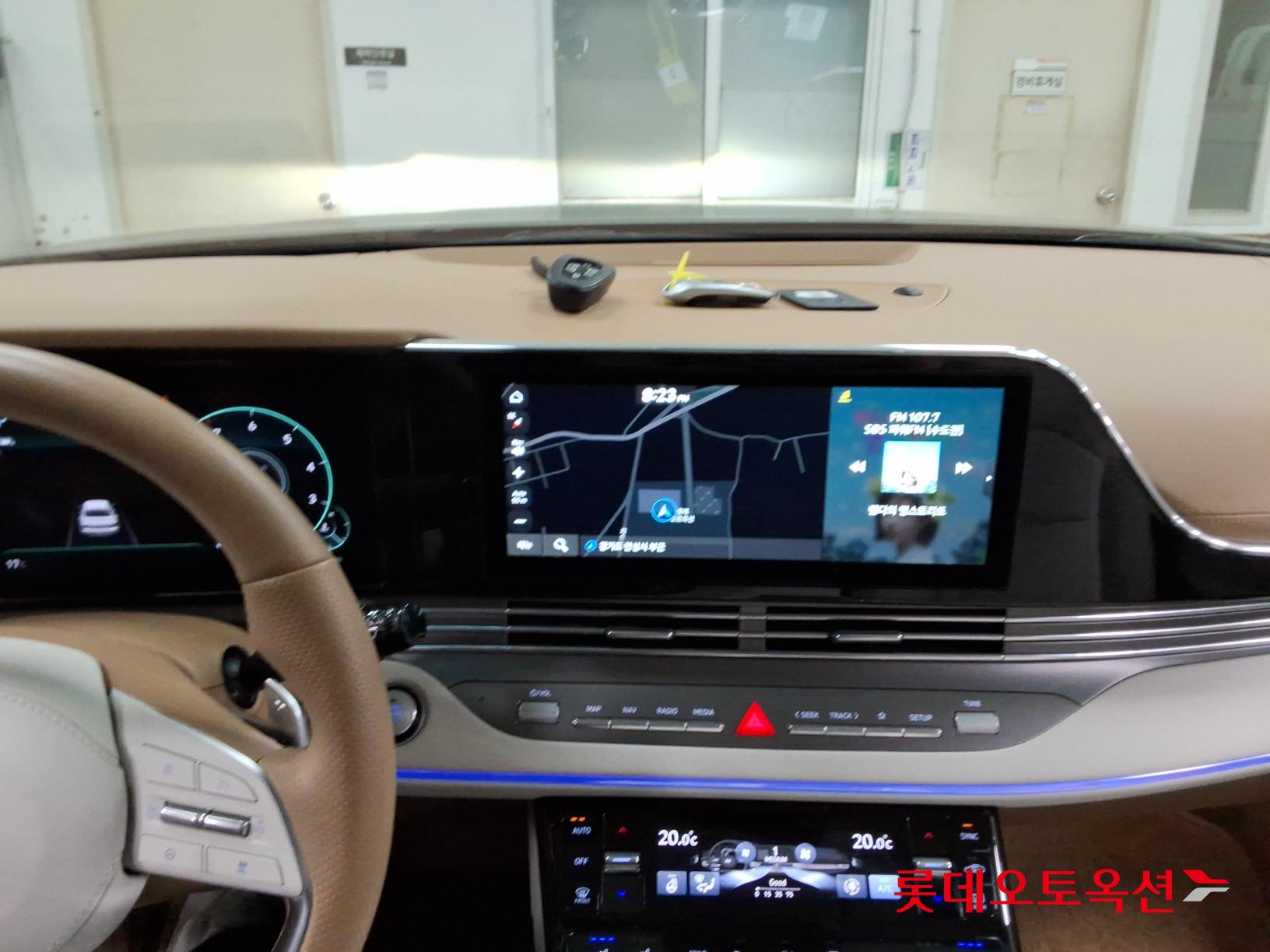 Hyundai Grandeur - 32