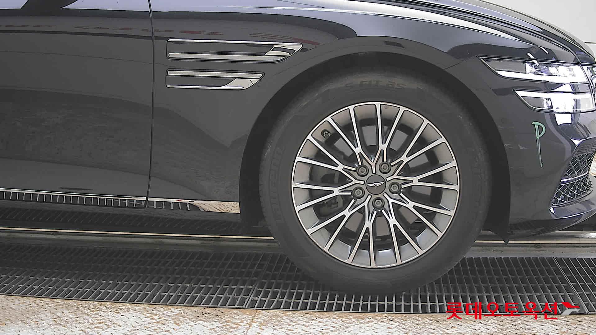 Hyundai G80 id 4312519 из Кореи 23