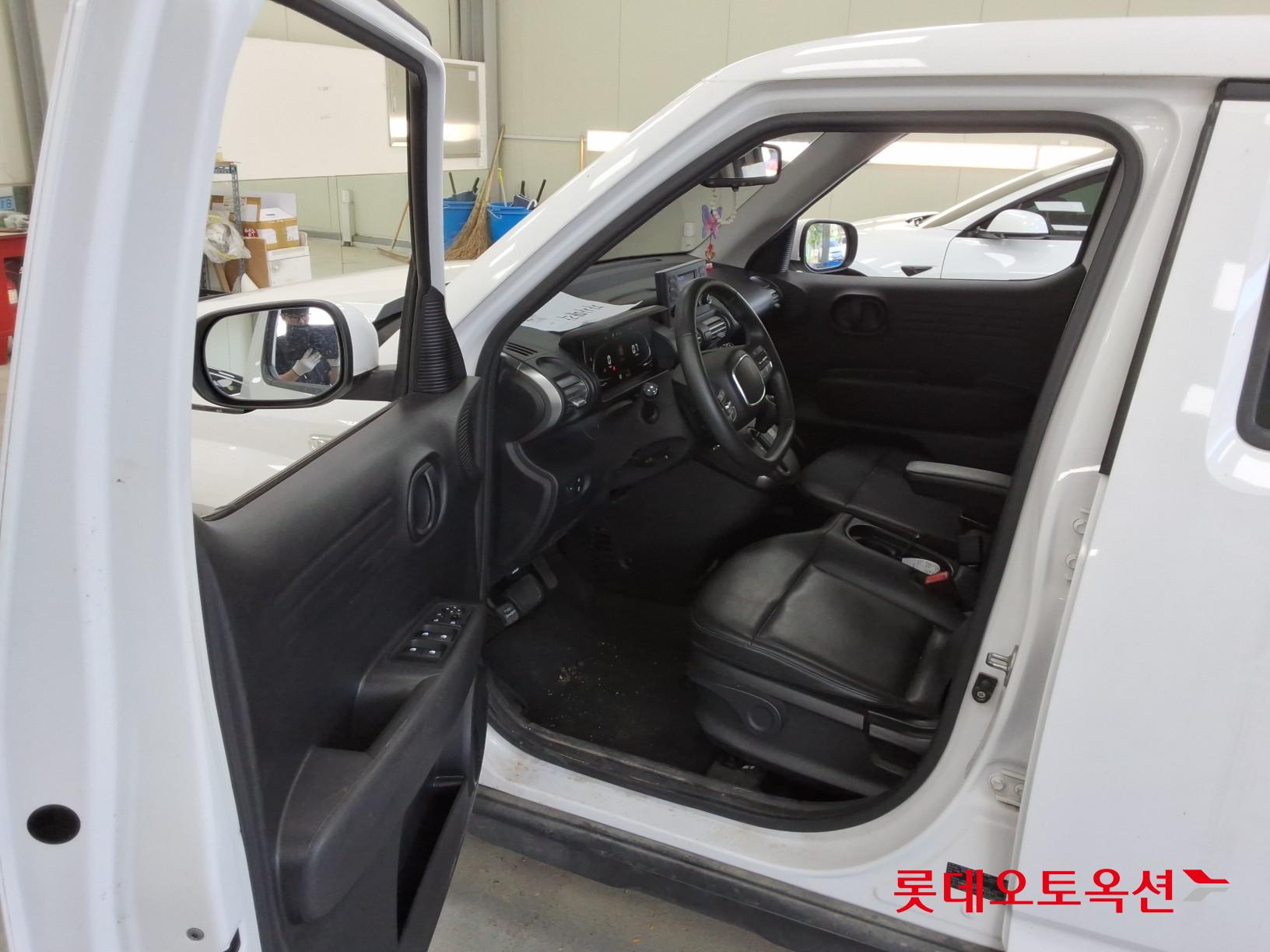 Hyundai Casper - 36