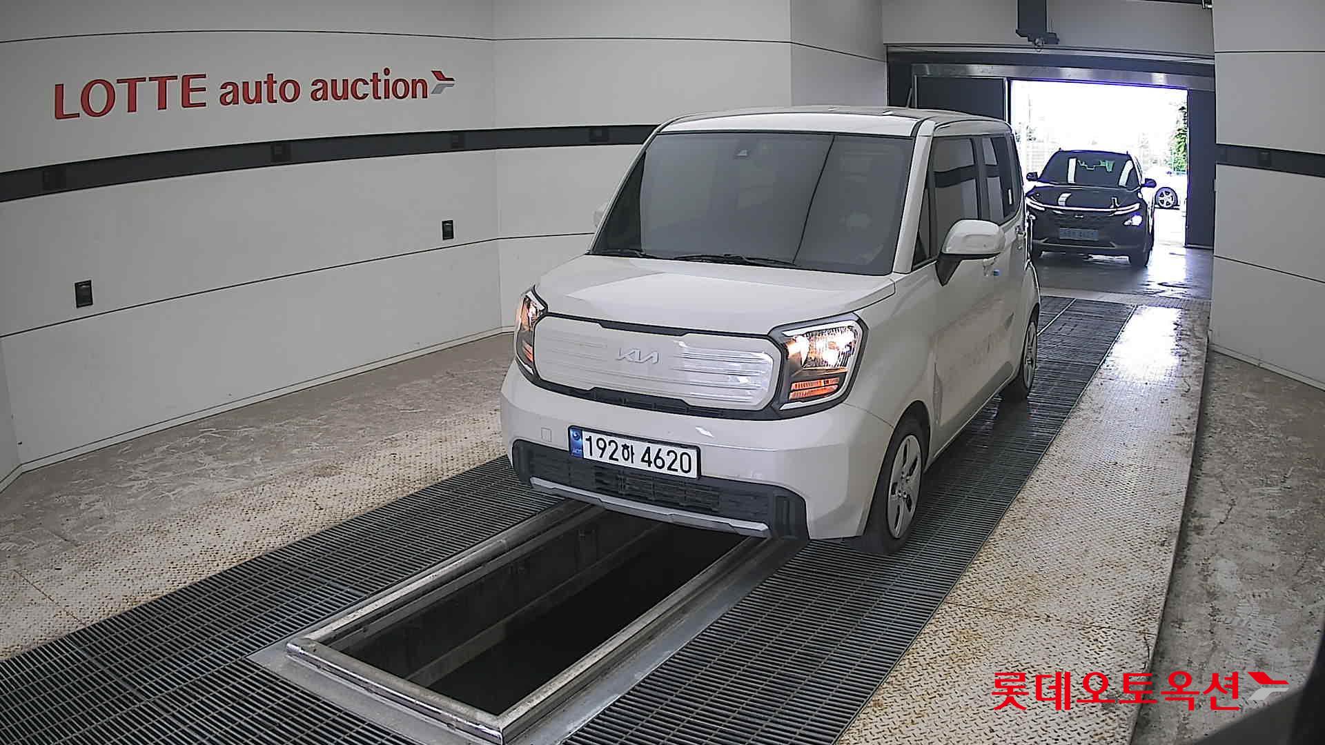 2023 - kia ray
